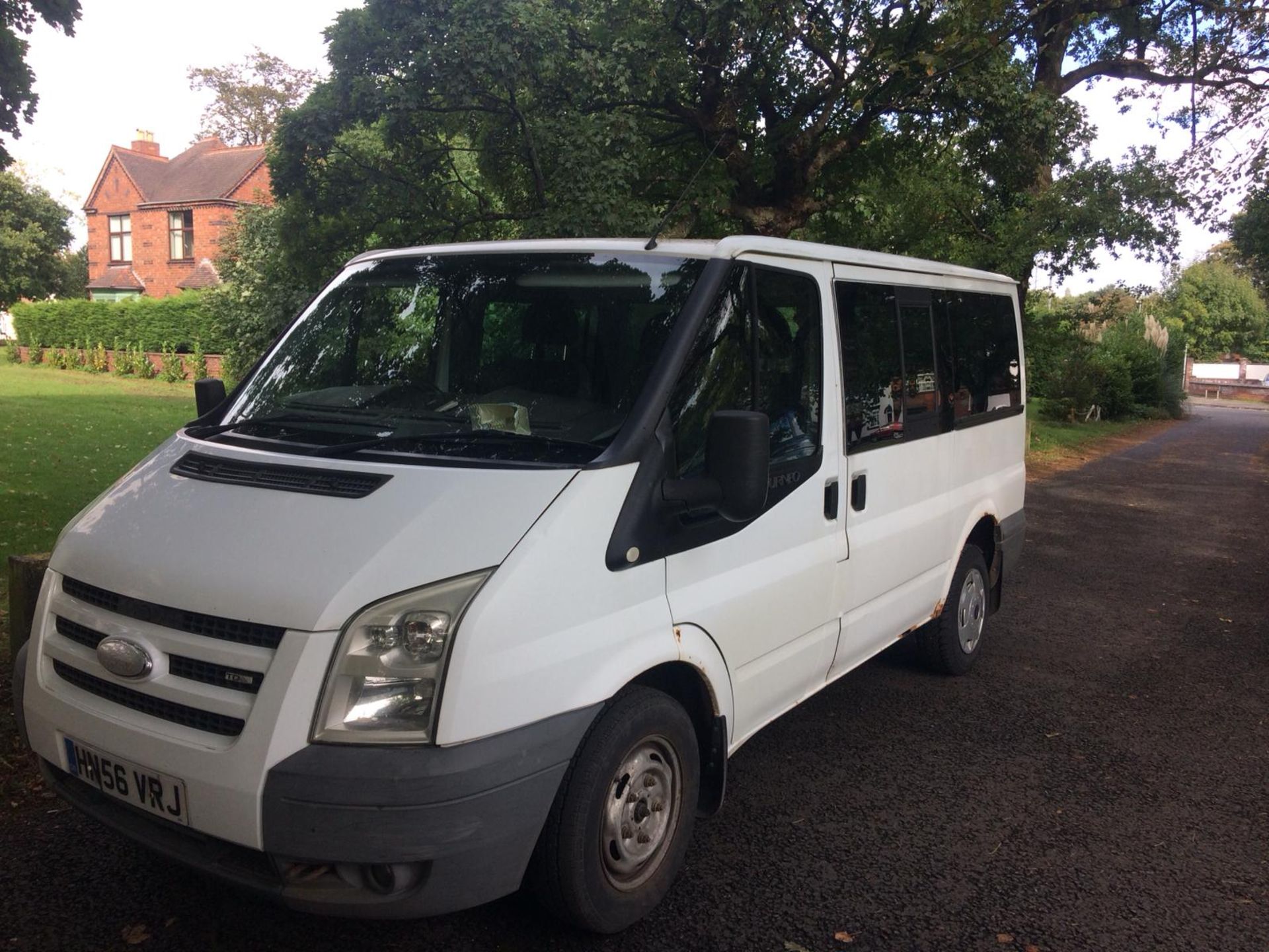 (RESERVE MET) Ford Transit 130 2.2 TDCI FWD (130 BHP) 2007 Model - Tow Bar - Image 6 of 33