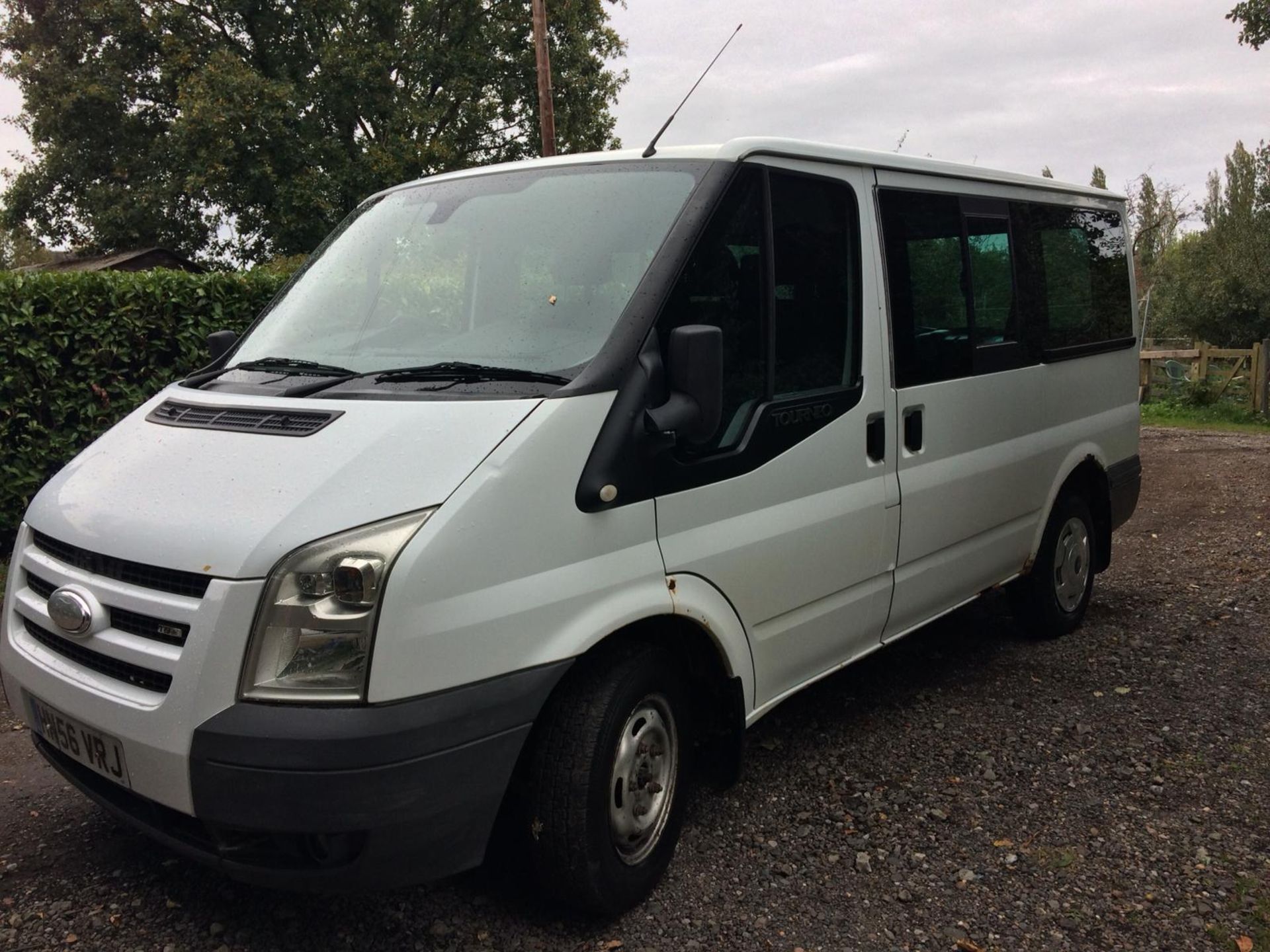 (RESERVE MET) Ford Transit 130 2.2 TDCI FWD (130 BHP) 2007 Model - Tow Bar - Image 9 of 33