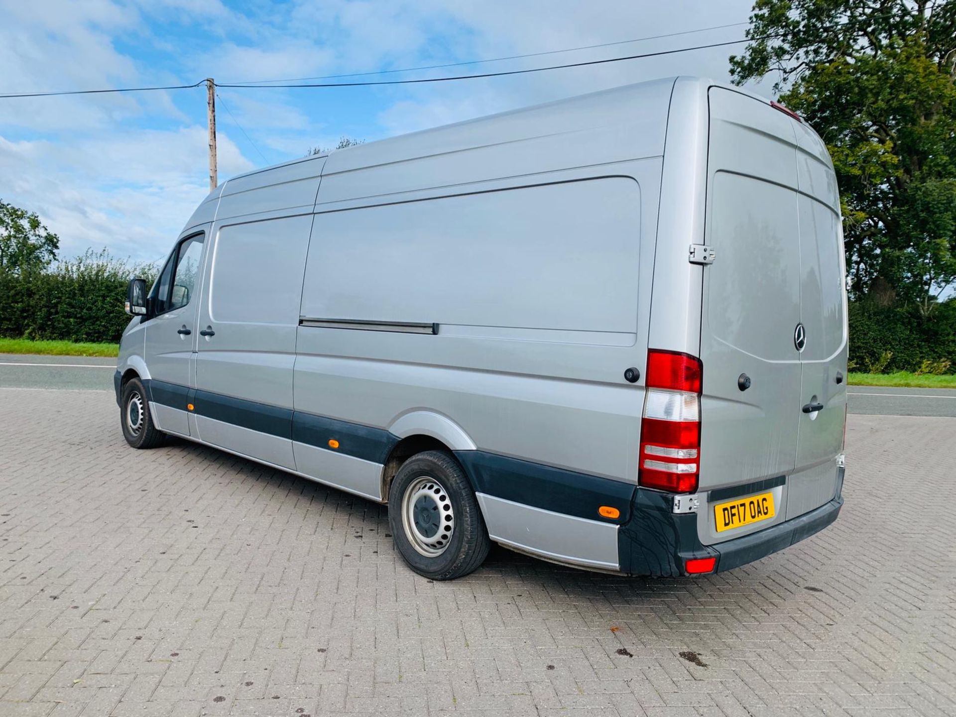 (RESERVE MET) Mercedes Sprinter 314 CDI 2.1 TD LWB Fridge/Freezer Van - 2017 17 Reg - 1 Owner - Image 6 of 26