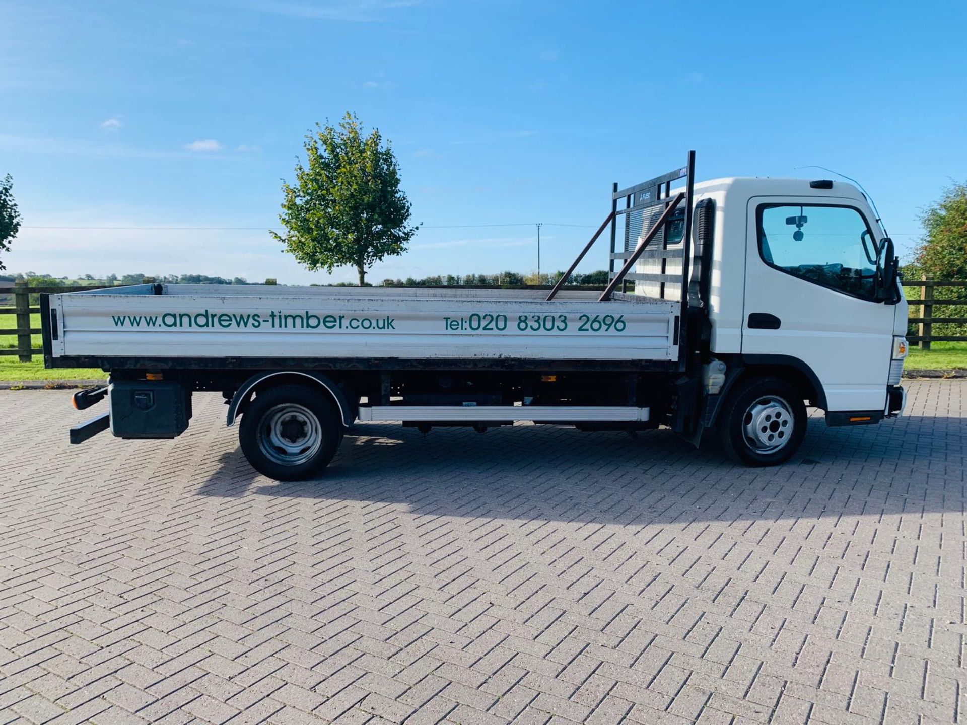 Mitsubishi Canter 3C13 34 3.0 TD - 2015 15 Reg - LWB - Main Dealer Service History - Image 7 of 16