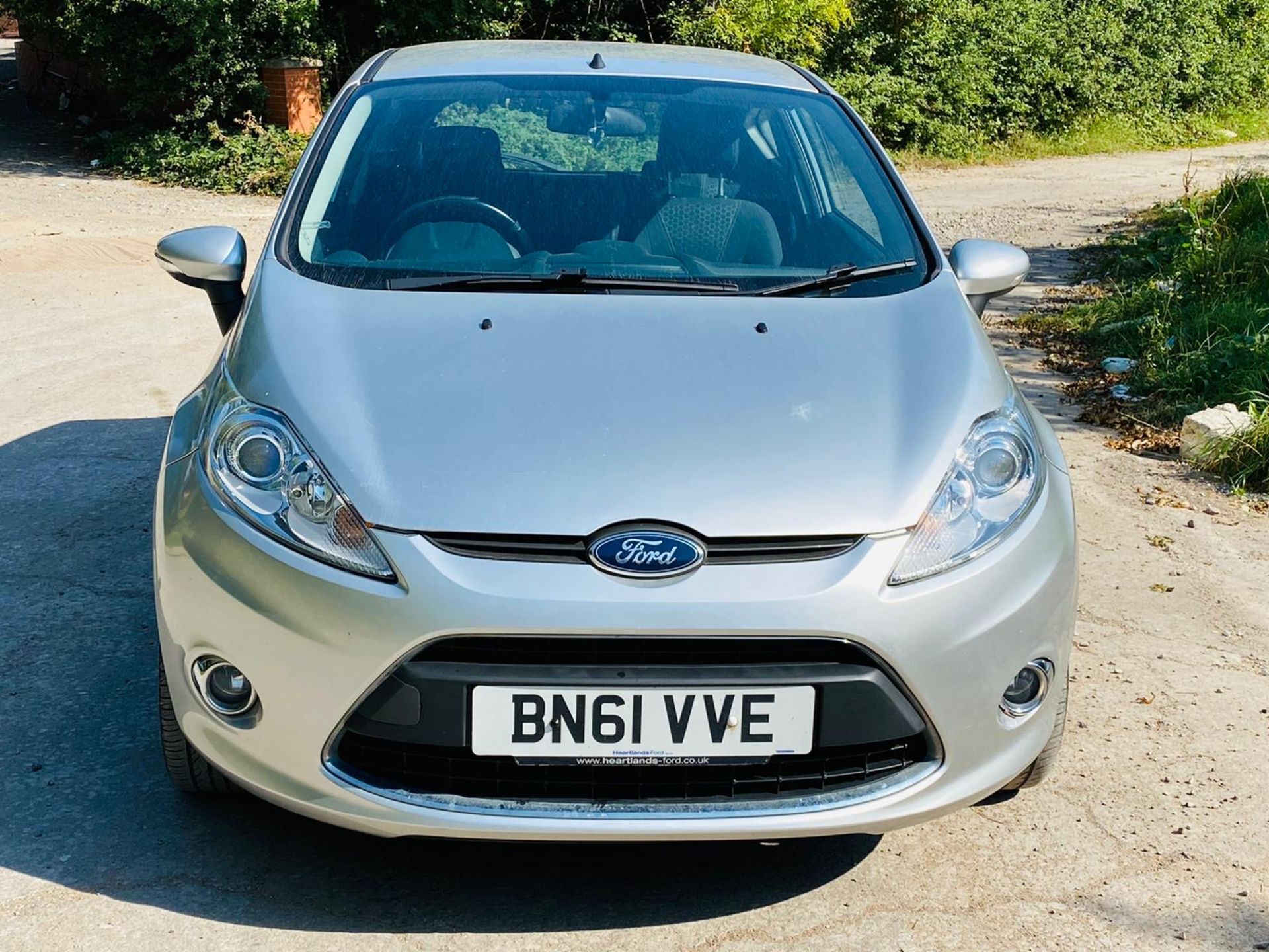 (RESERVE MET) Ford Fiesta 1.2 Zetec 80Bhp 2011 (61) Reg - Air Con - Metallic Silver - ULEZ Compliant - Image 2 of 28