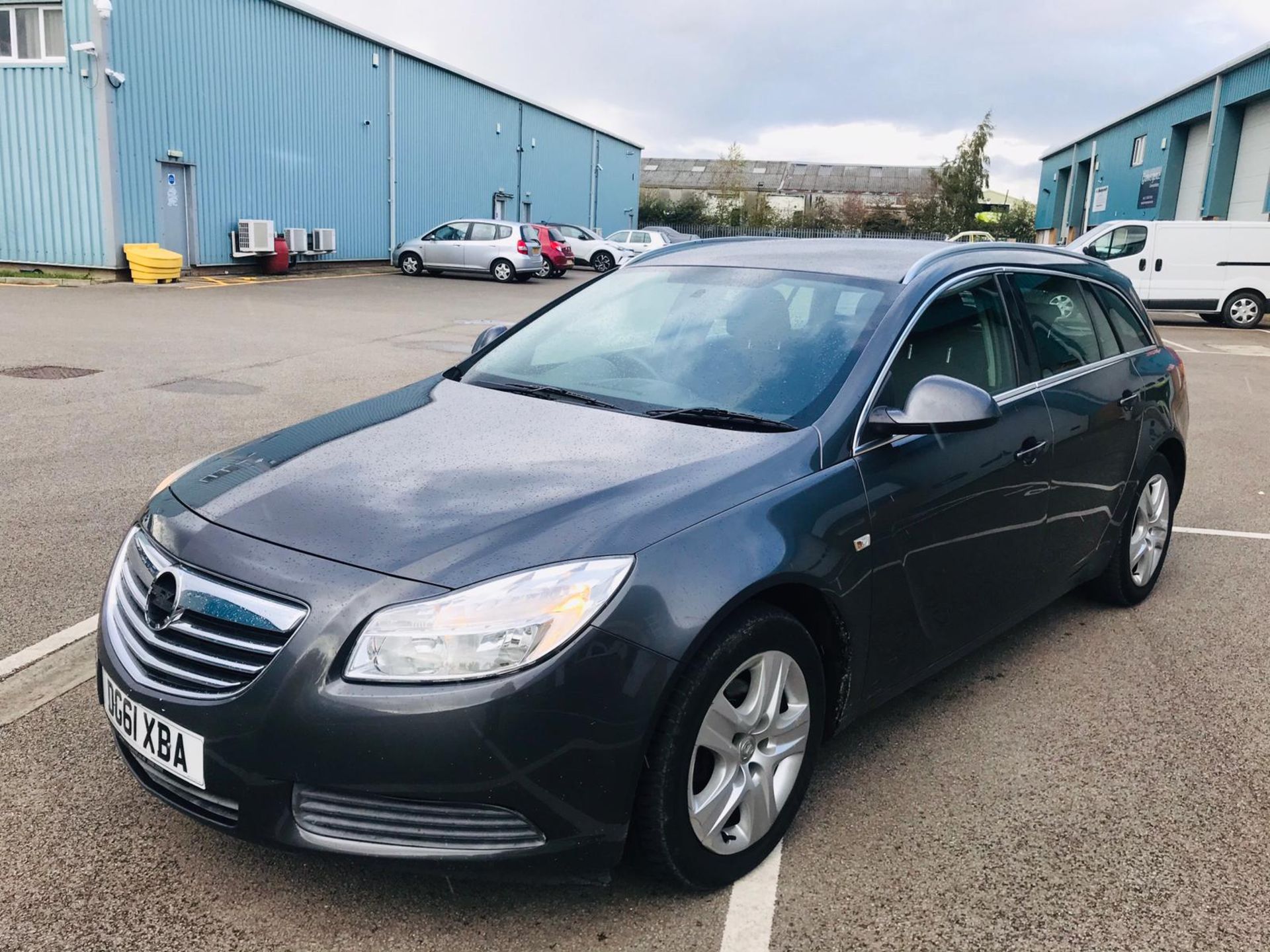 (RESERVE MET) Vauxhall Insignia 2.0 CDTI Exclusive Estate - 2012 Model - 1 Keeper From New