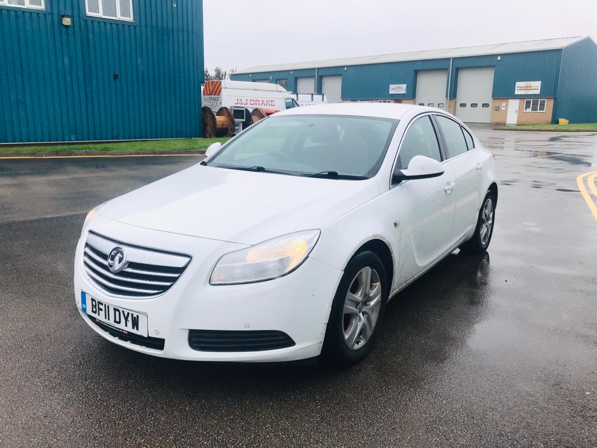 Vauxhall Insignia 1.8 Exclusive - 2011 11 Reg - 1 Keeper From New - ULEZ Compliant