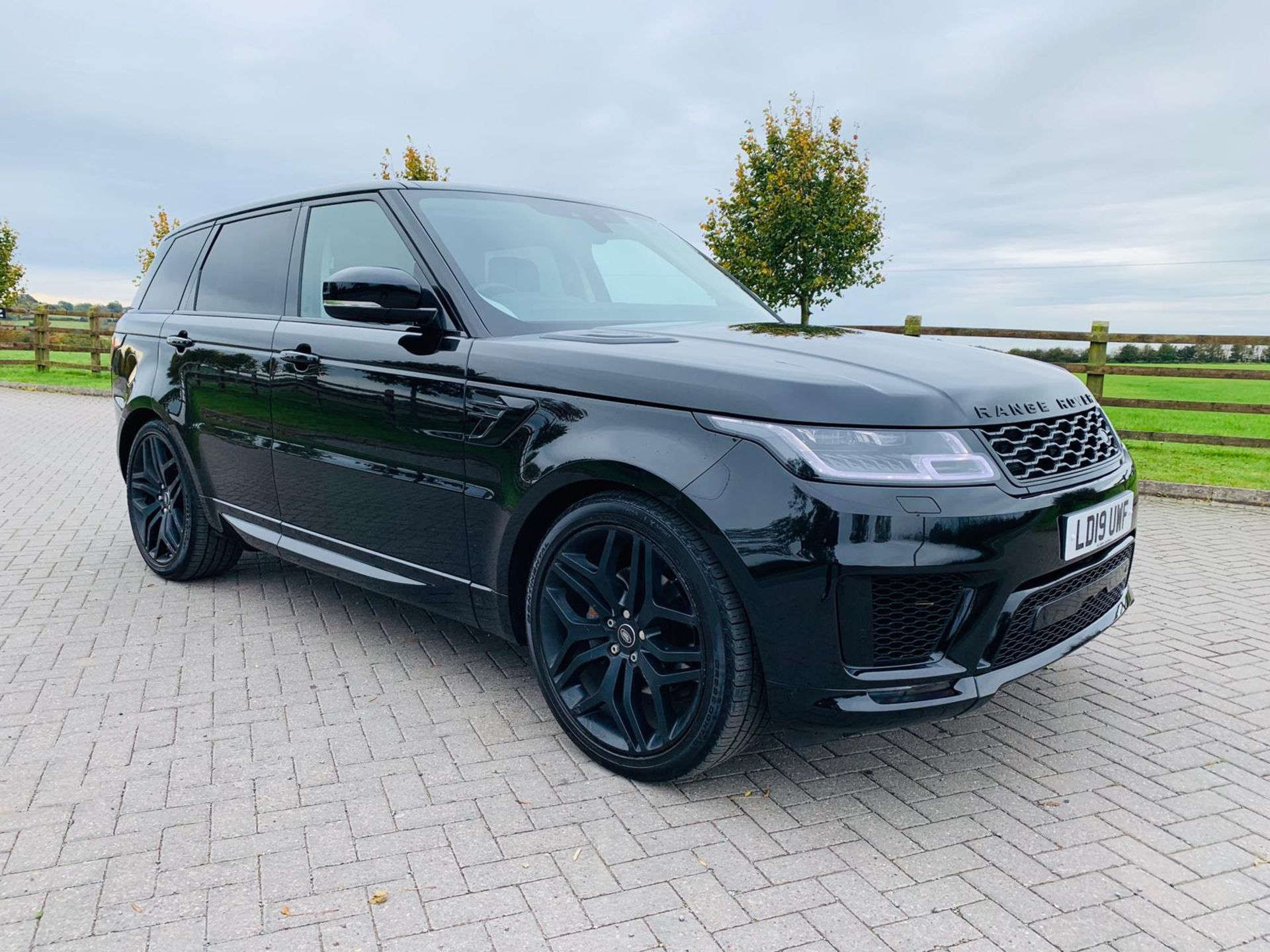 (RESERVE MET) Range Rover Sport 3.0 SDV6 HSE Auto - 2019 19 Reg - 1 Keeper From New - STUNNING CAR