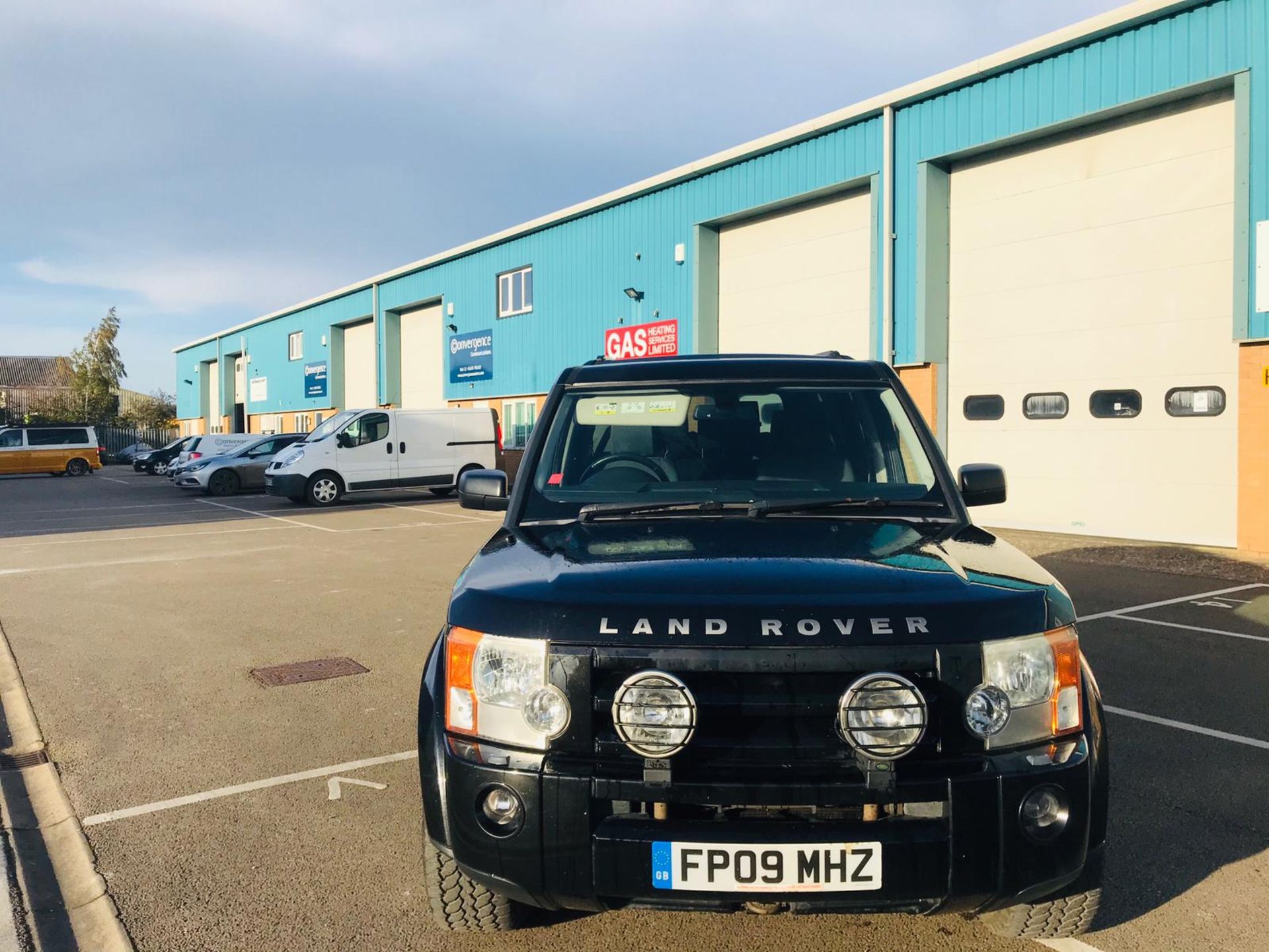 Land Rover Discovery 2.7 TDV6 GS Auto - 2009 09 Reg - 7 Seats - Tow Pack - Image 4 of 35