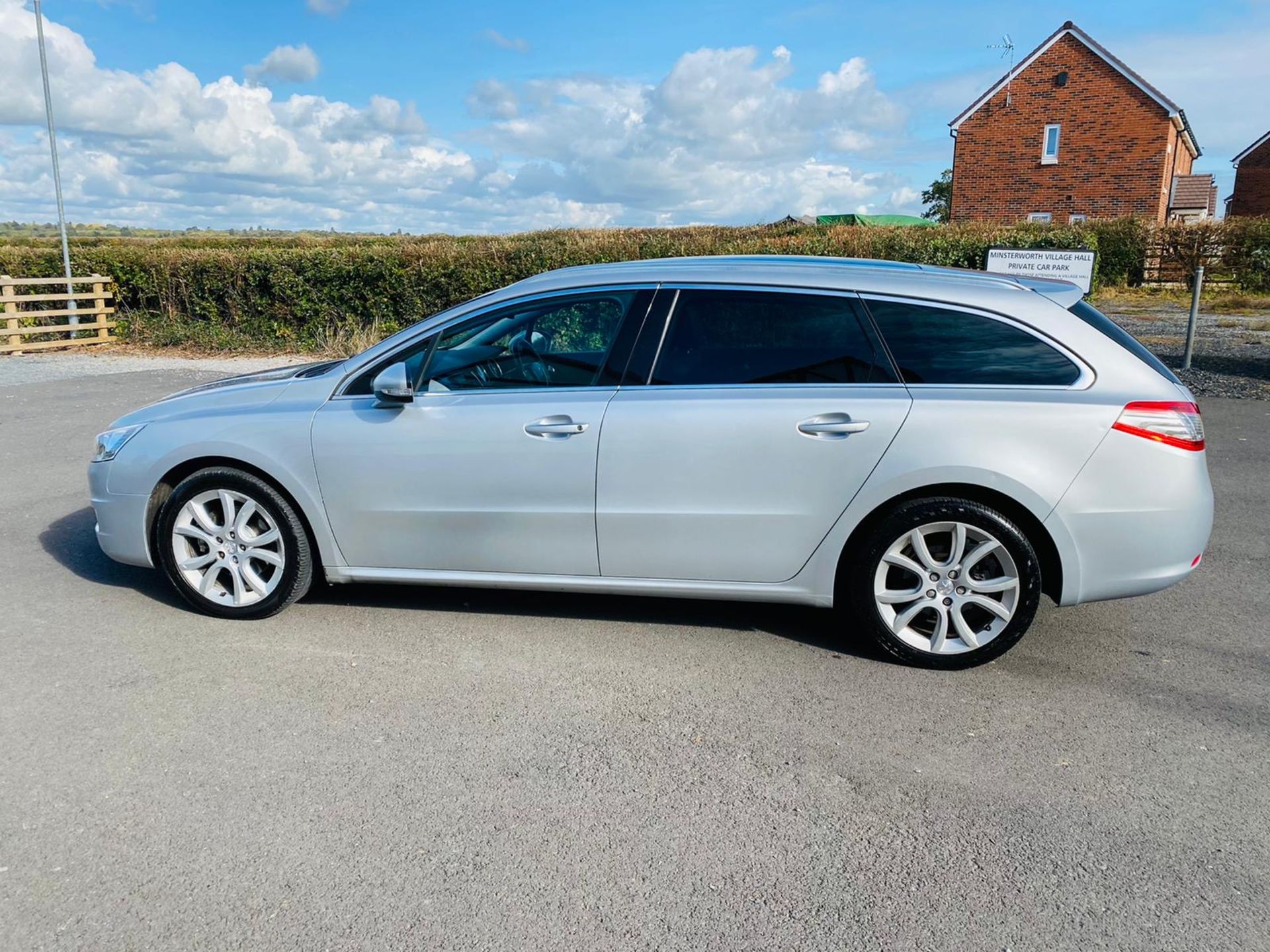 (RESERVE MET) PEUGEOT 508 2.0 HDI 163Bhp Estate Allure - 2012 Model - Panoramic Glass Roof - Air Con - Image 7 of 48