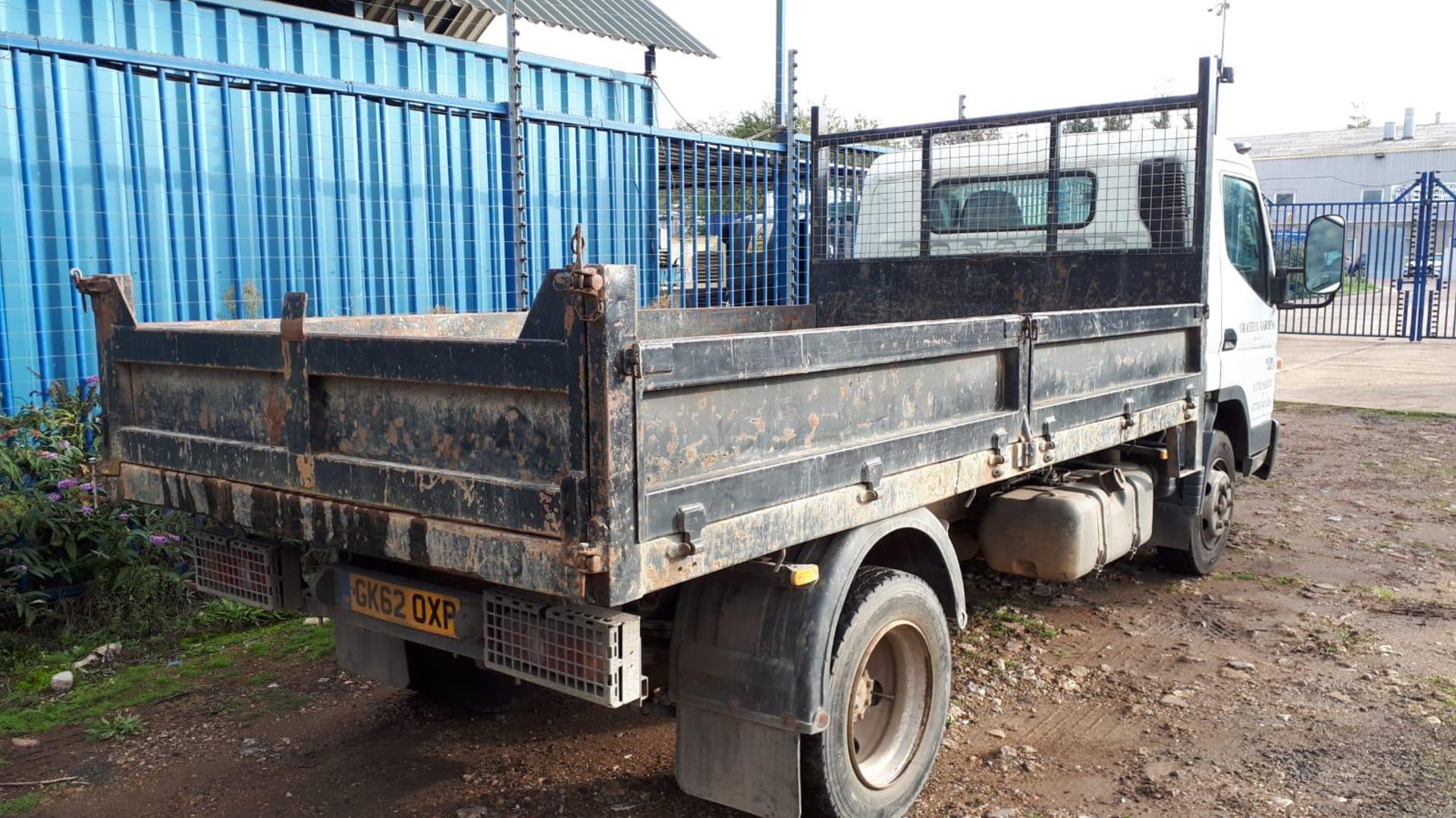 (RESERVE MET) Mitsubishi Canter 7C15 3.0 TD Tipper Truck - 2013 Model - 7.5 Tonne - Image 2 of 8