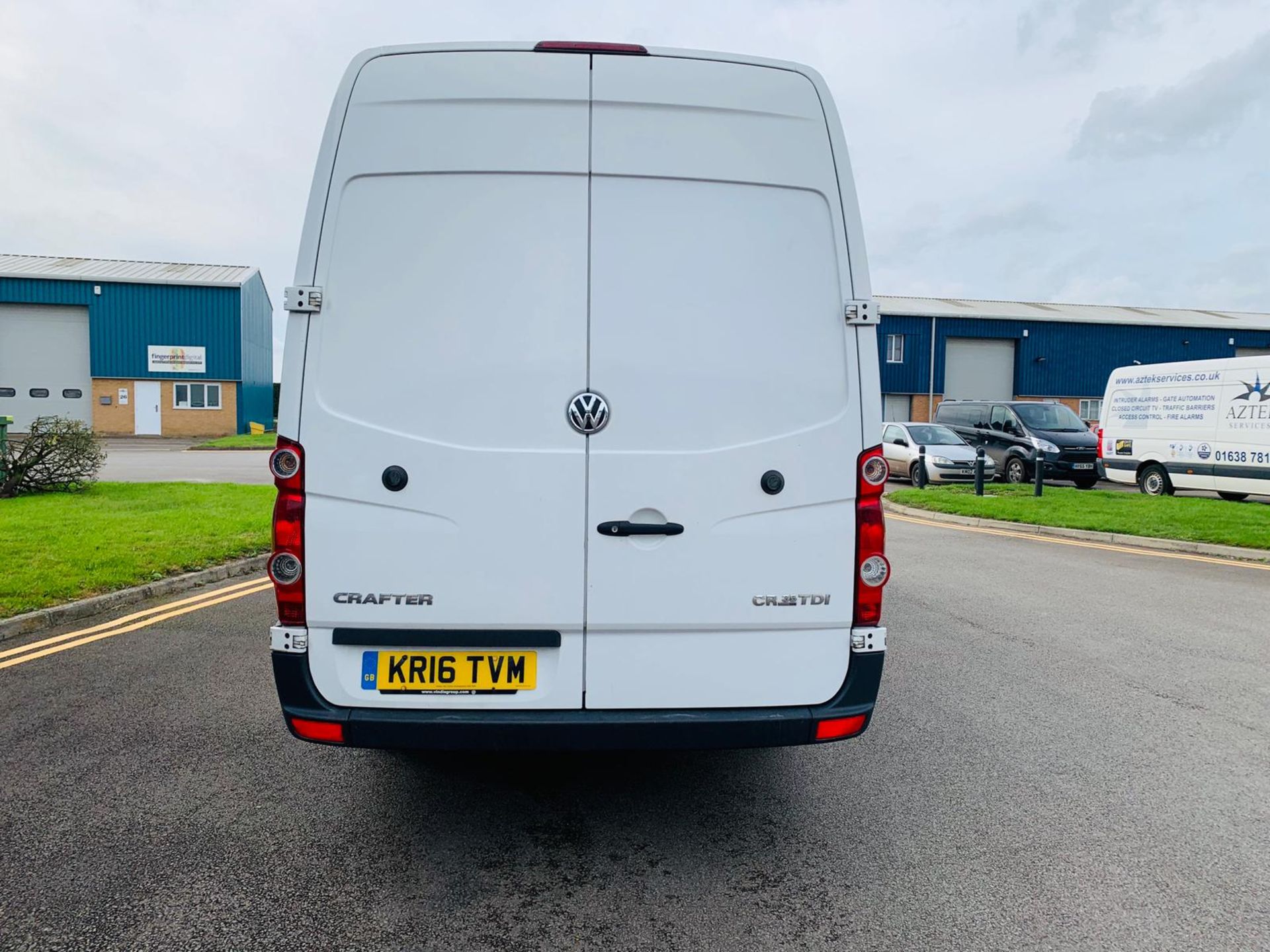 (RESERVE MET) Volkswagen Crafter CR35 2.0 TDI LWB - 2016 16 Reg - 1 Keeper From New - Main Dealer - Image 4 of 19