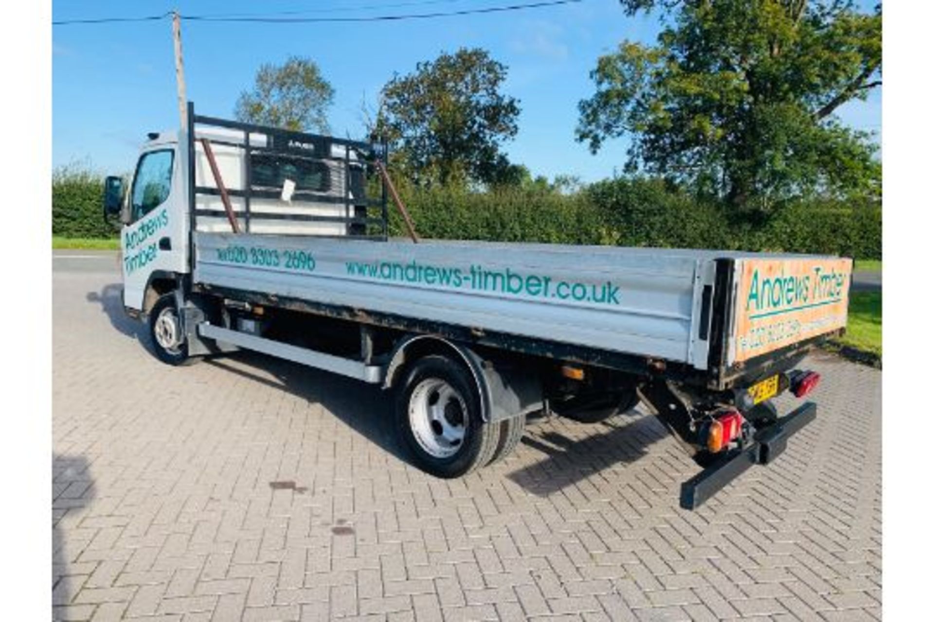 Mitsubishi Canter 3C13 34 3.0 TD - 2015 15 Reg - LWB - Main Dealer Service History - Image 2 of 16