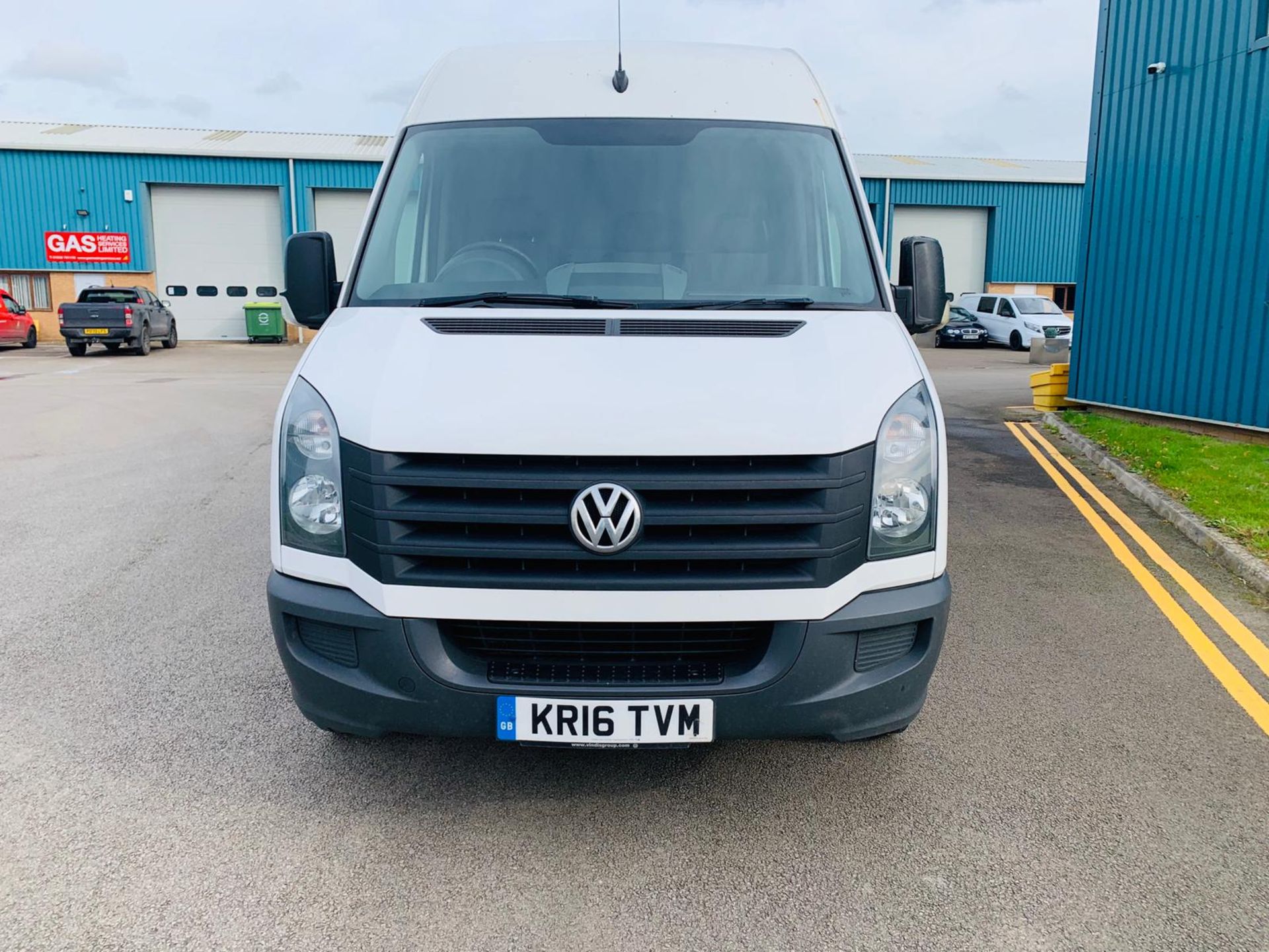 (RESERVE MET) Volkswagen Crafter CR35 2.0 TDI LWB - 2016 16 Reg - 1 Keeper From New - Main Dealer - Image 7 of 19