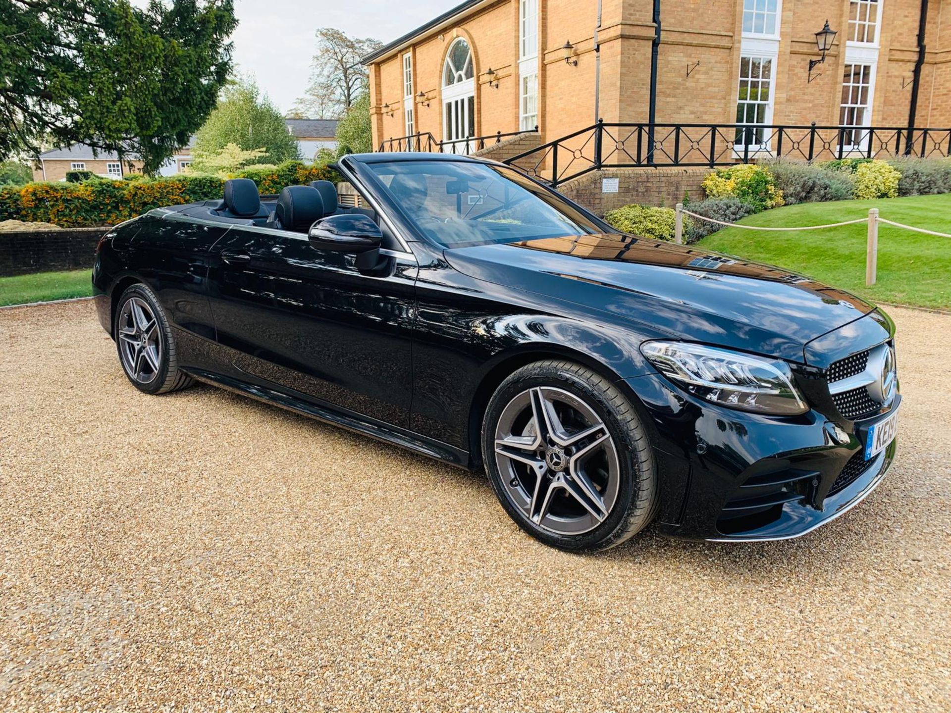 (RESERVE MET) Mercedes C220d AMG Line Convertible - 2019 19 Reg - ONLY 13K Miles - BIG SPEC - Image 3 of 28