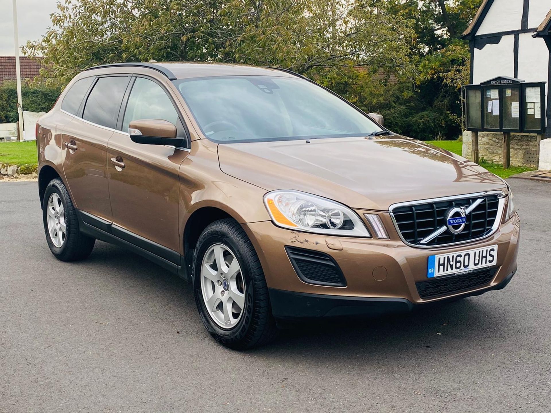 VOLVO XC60 2.0 D3 DRIVE SE 163BHP 2011 60 REG -Air Con - Face Lift Model - Top Spec- AWD - Image 2 of 37