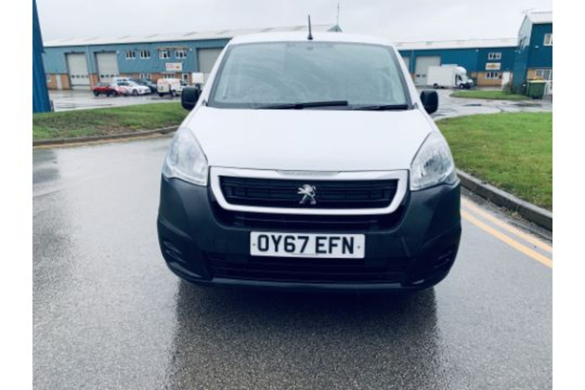 Peugeot Partner 1.6 HDI Professional - 2018 Model - Sat Nav - Air Con - 1 Owner - Image 6 of 22