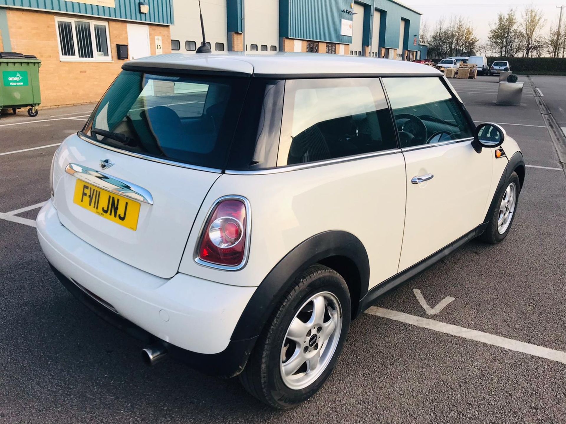 (RESERVE MET) Mini Cooper First 1.6cc - 6 Speed - 2011 11 Reg - - Image 3 of 26