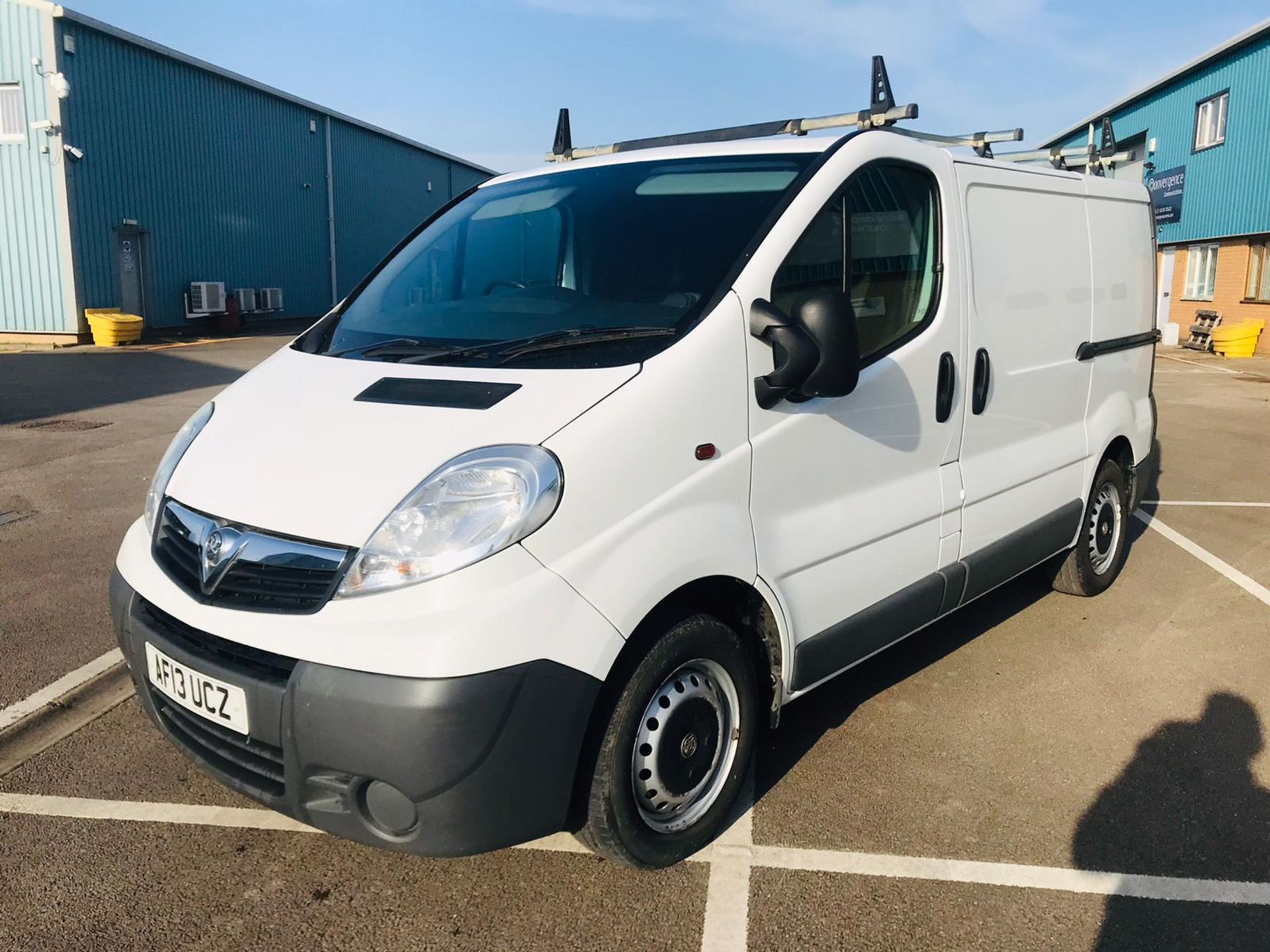 (RESERVE MET)Vauxhall Vivaro 2700 2.0 CDTI Crew Van - 2013 13 Reg -1 Keeper From New - Air ConNO VAT