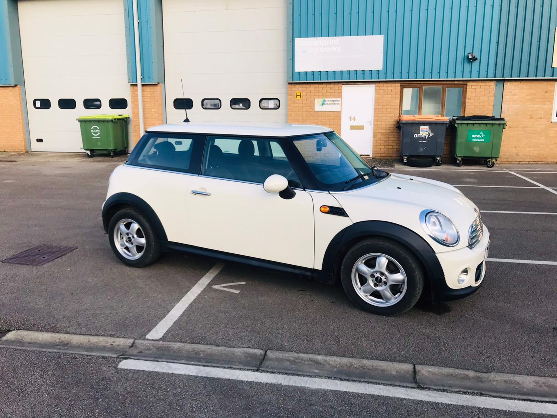 (RESERVE MET) Mini Cooper First 1.6cc - 6 Speed - 2011 11 Reg - - Image 8 of 26