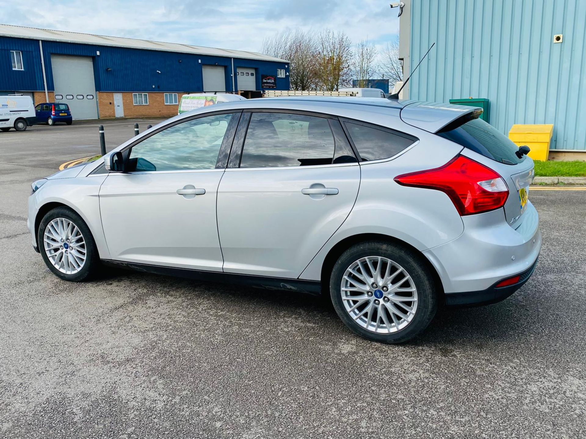 (RESERVE MET) Ford Focus 1.0 EcoBoost 1.0 ZETEC 2014 14 Reg - Air con - very economical- - Image 11 of 35