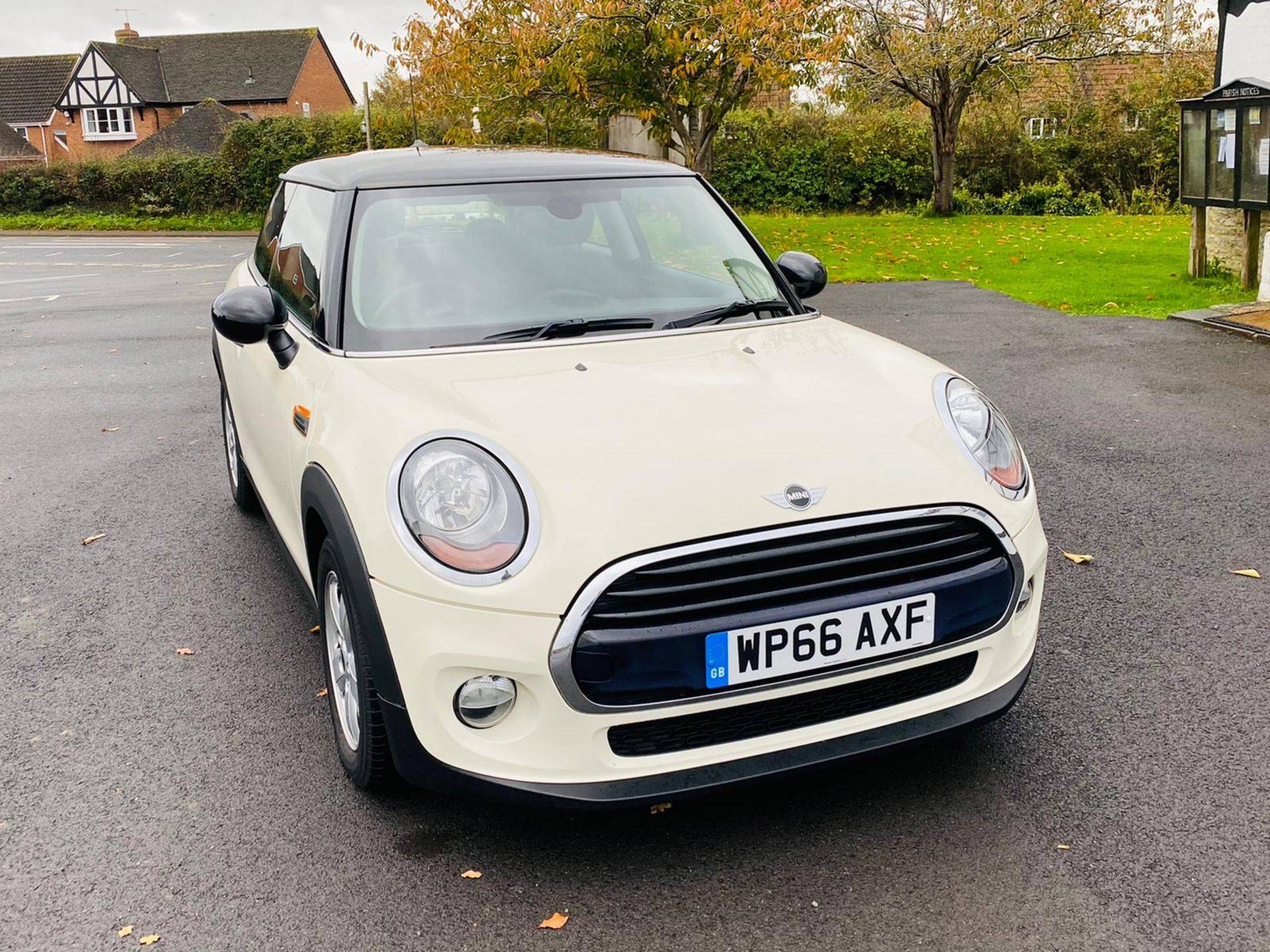 Mini Cooper D 1.5 Hatchback 2017 Model 66 Reg - Air Con - ULEZ Compliant - Image 5 of 33