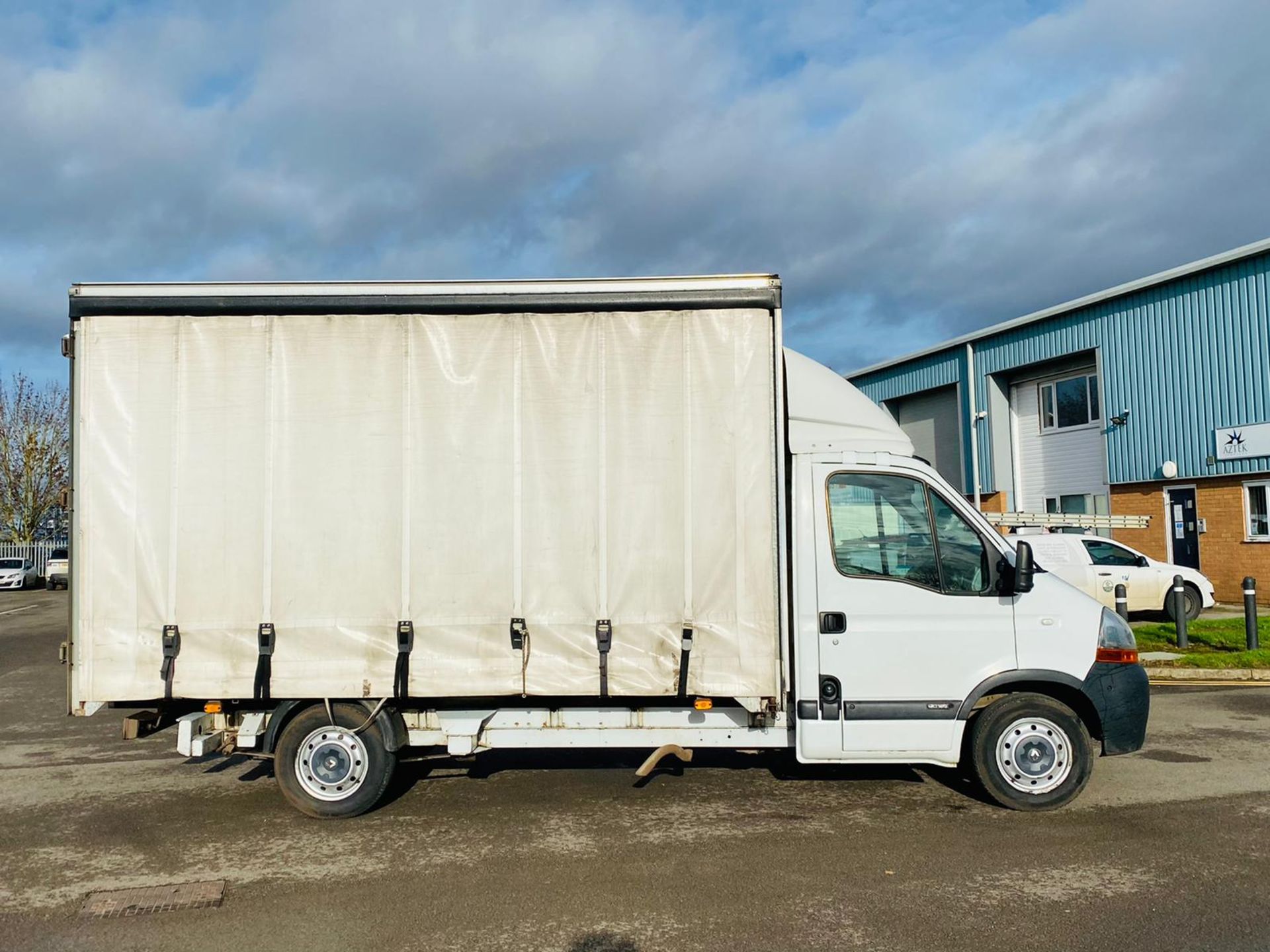 Renault Trucks Master 2.5 DCI Curtainsider 2009-09 Reg LWB - SAVE 20% NO VAT. - Image 10 of 30