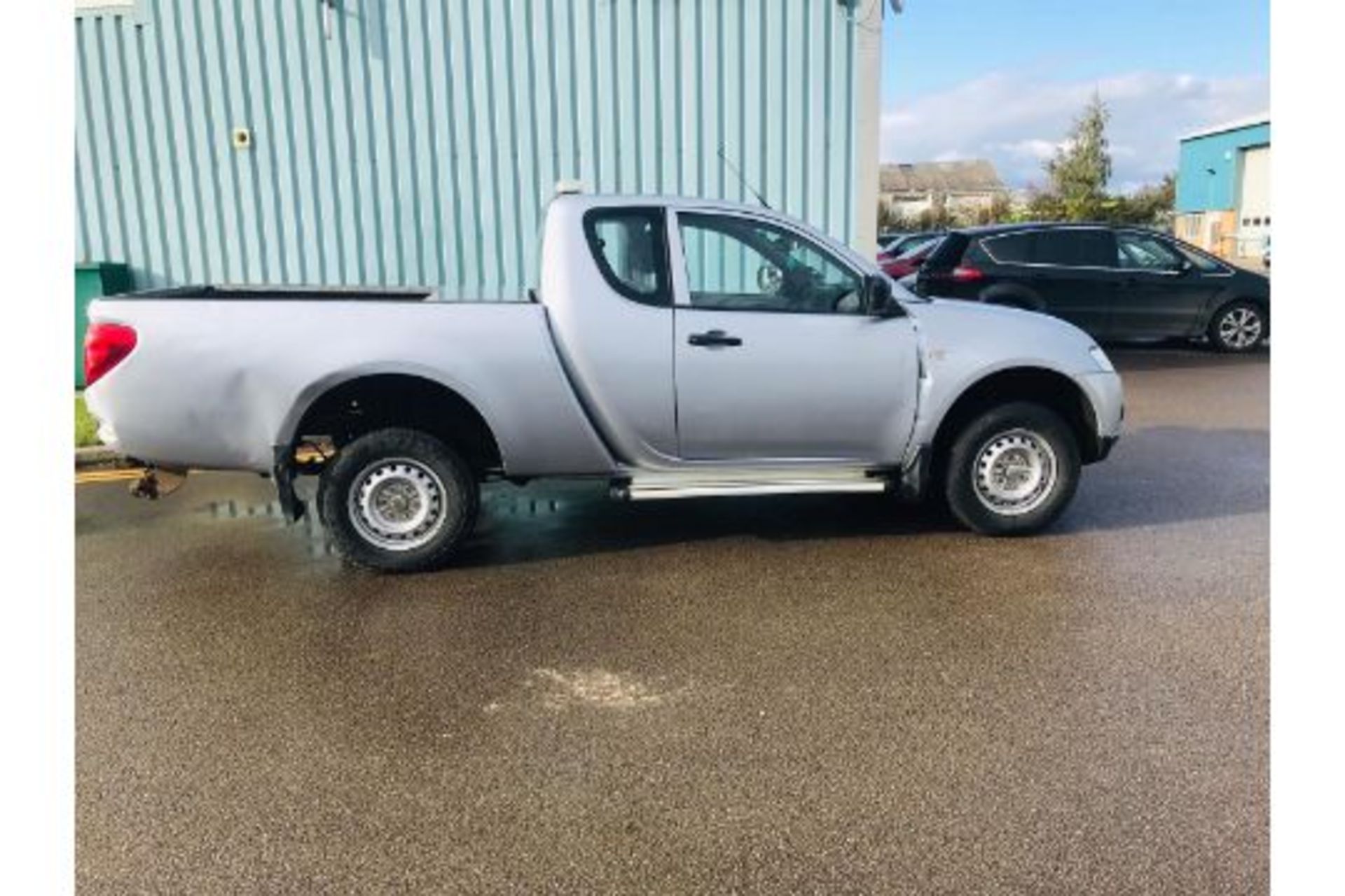 (RESERVE MET) Mitsubishi L200 2.5 DI-D 4Life King Cab - 2012 12 Reg - 4X4 - Tow Pack - NO VAT - Image 3 of 21