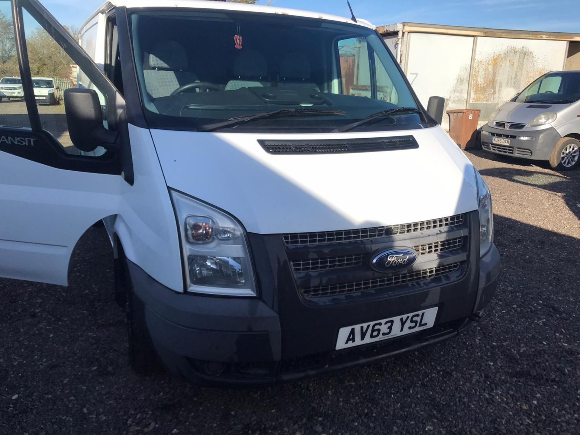 (RESERVE MET) Ford Transit 2.2 TDCI 100 T260 2014 Model - SWB - Low Roof -NO VAT SAVE 20% - Image 6 of 22