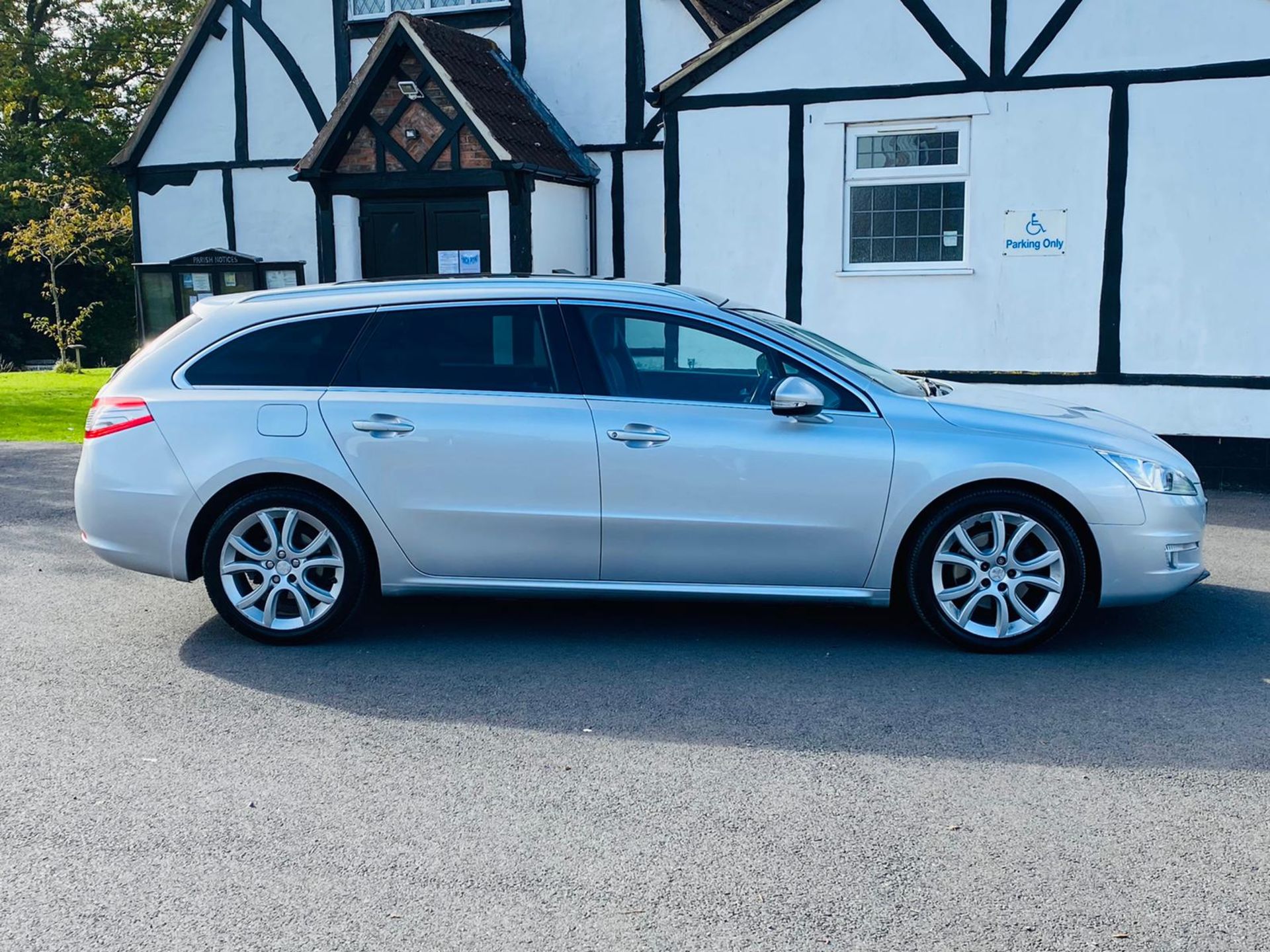 (RESERVE MET) PEUGEOT 508 2.0 HDI 163BHP Estate Allure - 2012 Model - Panoramic Glass Roof - Air Con - Image 14 of 48