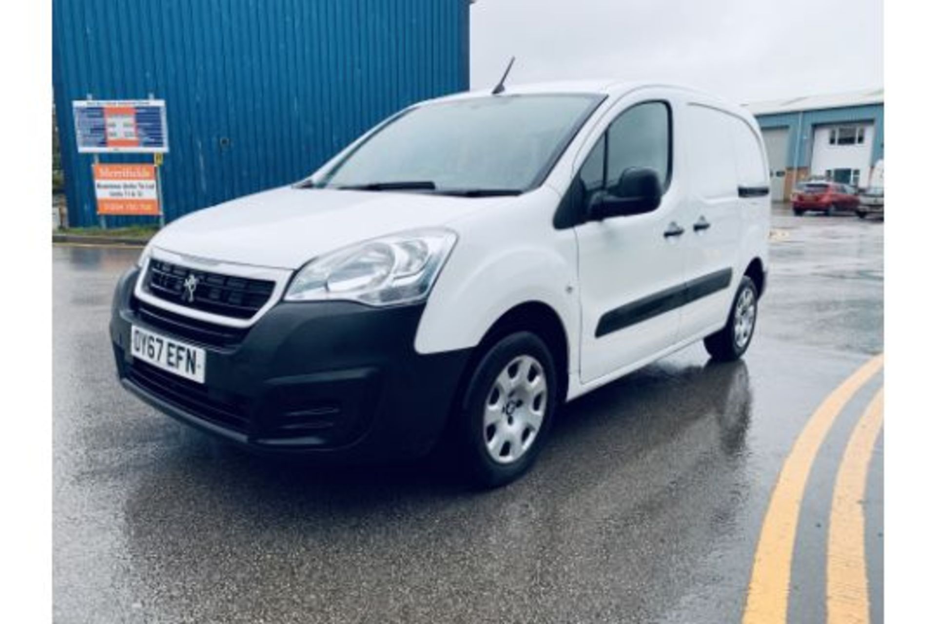 Peugeot Partner 1.6 HDI Professional - 2018 Model - Sat Nav - Air Con - 1 Owner