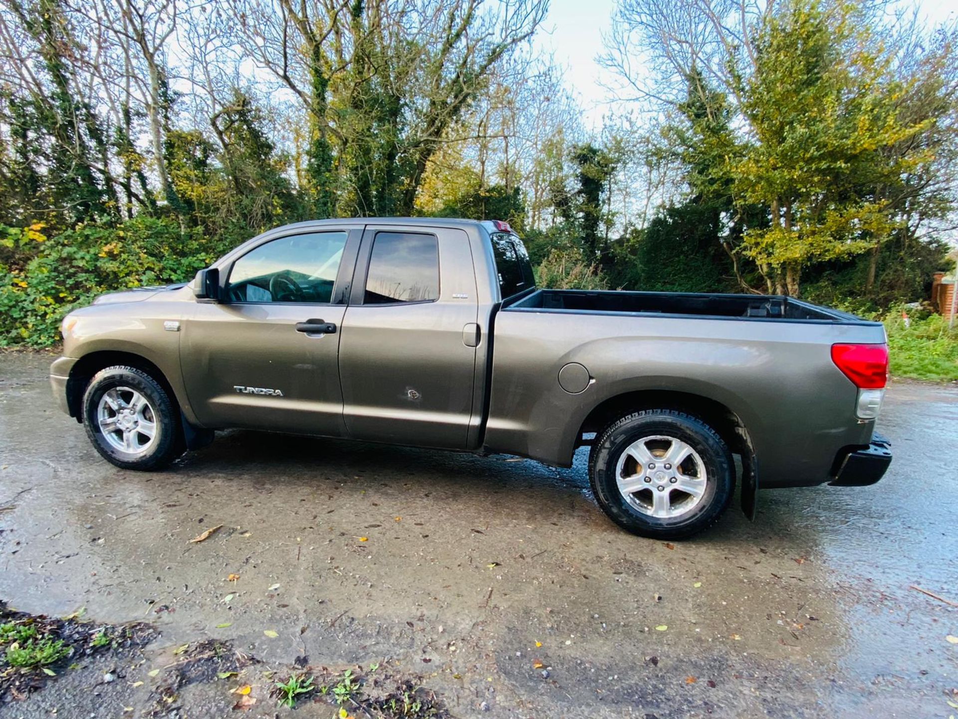 (Reserve Met)TOYOTA TUNDRA 4.7L V8 SR5 DOUBLE-CAB - 2008 YEAR - AIR CON - FRESH IMPORT - - Image 8 of 37