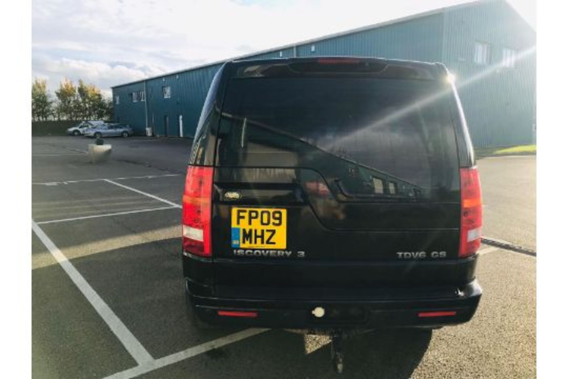 Land Rover Discovery 2.7 TDV6 GS Auto - 2009 09 Reg - 7 Seats - Tow Pack - Image 3 of 35