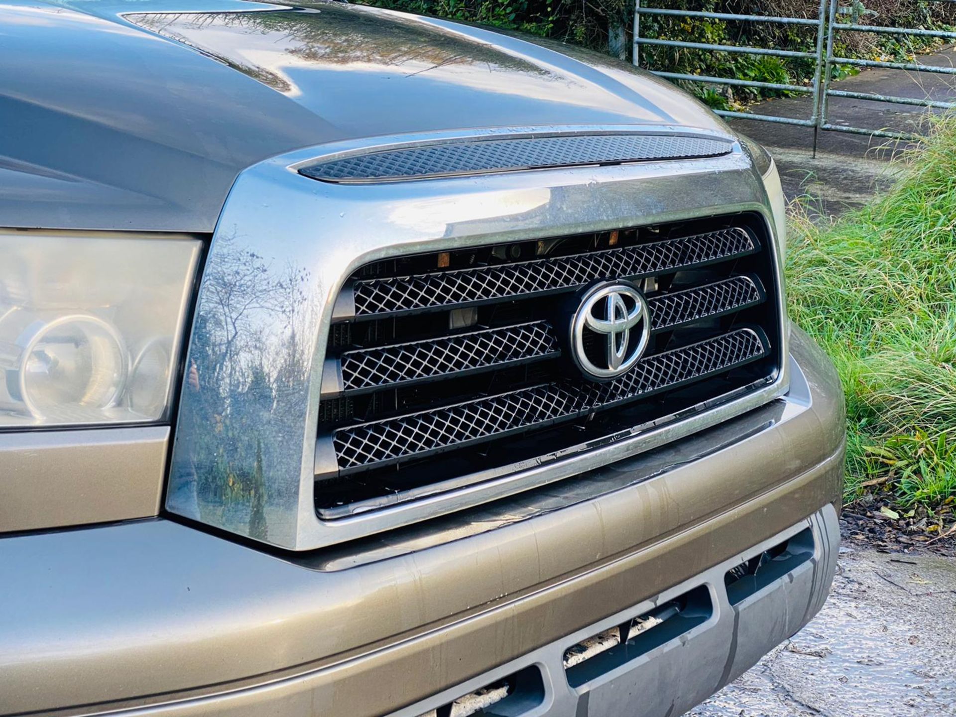 (Reserve Met)TOYOTA TUNDRA 4.7L V8 SR5 DOUBLE-CAB - 2008 YEAR - AIR CON - FRESH IMPORT - - Image 9 of 37