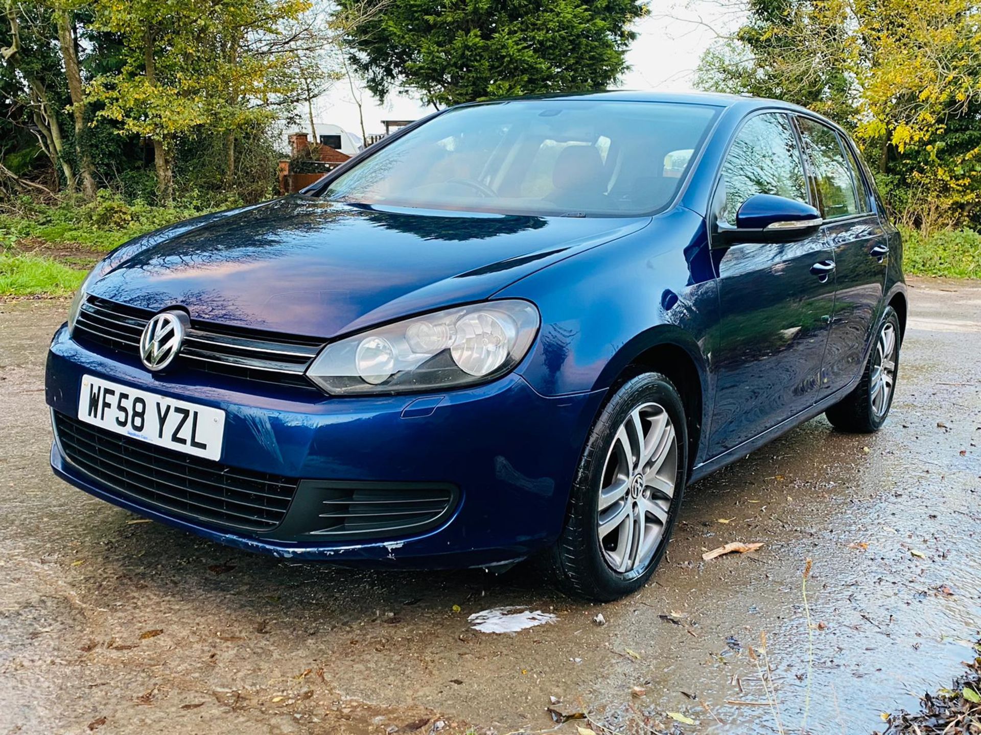 (RESERVE MET) Volkswagen Golf 2.0 TDI SE 2009 Model - Air con - Heated Seats - Image 2 of 27