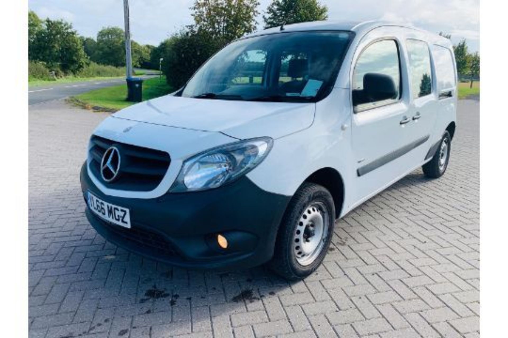 (Reserve Met)Mercedes Citan 1.5 109 CDI Dualiner Crew Van (5 Seats) - 2017 Model- XLWB - Image 7 of 25