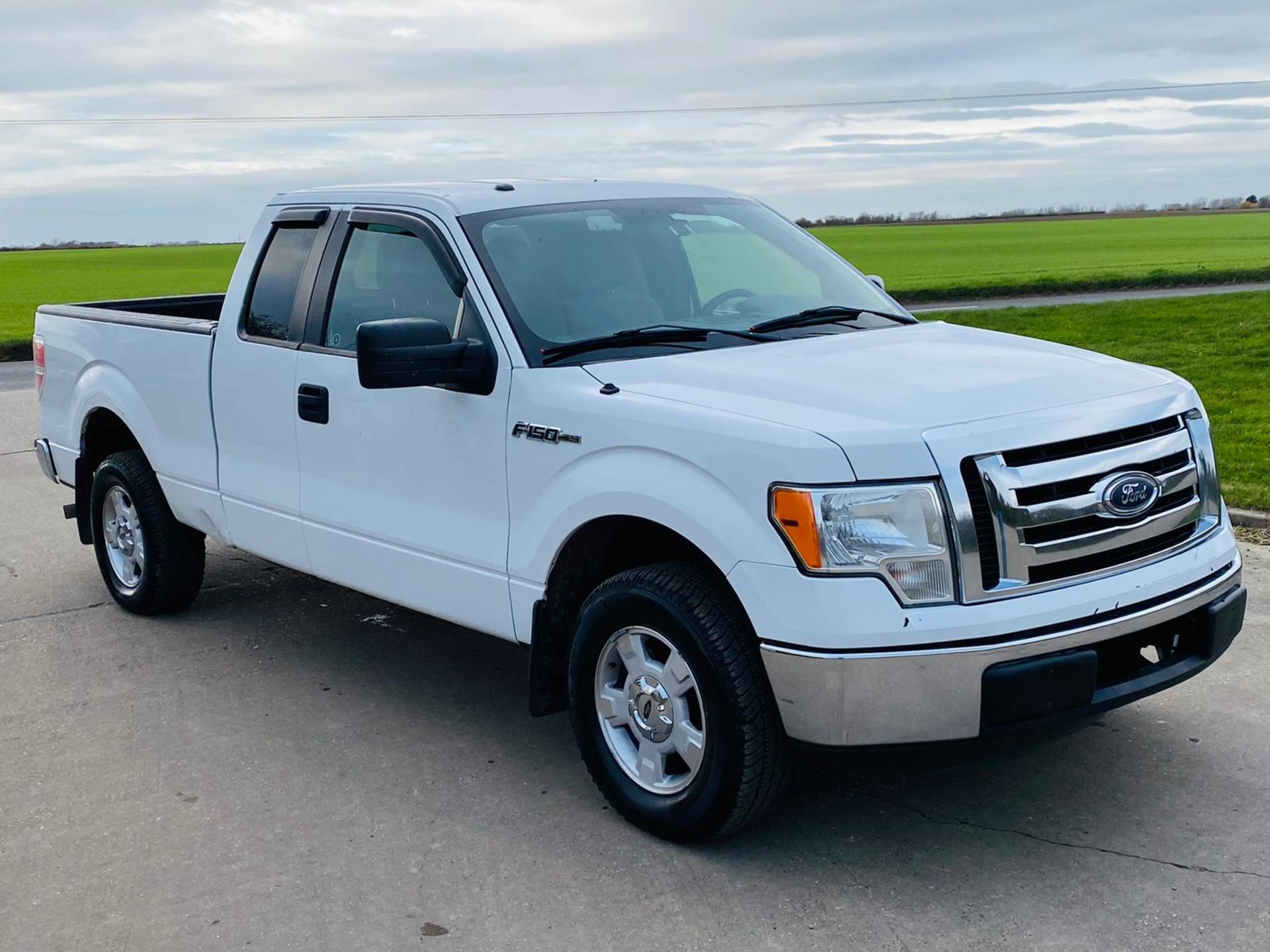 Ford F-150 XLT 3.7L V6 SuperCab - 2012 Year - 6 Seats - Air con - Fresh Import - - Image 2 of 24