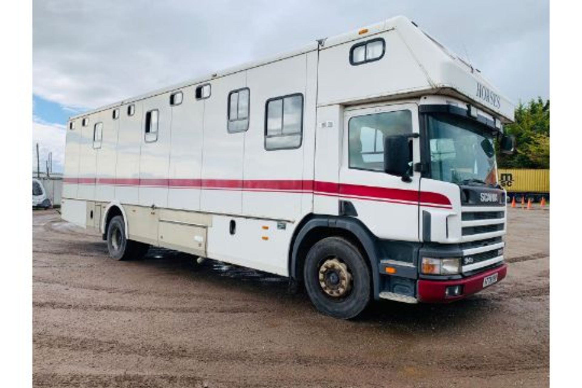 Scania 94D 260 'George Smith Built' Horsebox 2000 Reg - TOP SPEC - Image 8 of 28