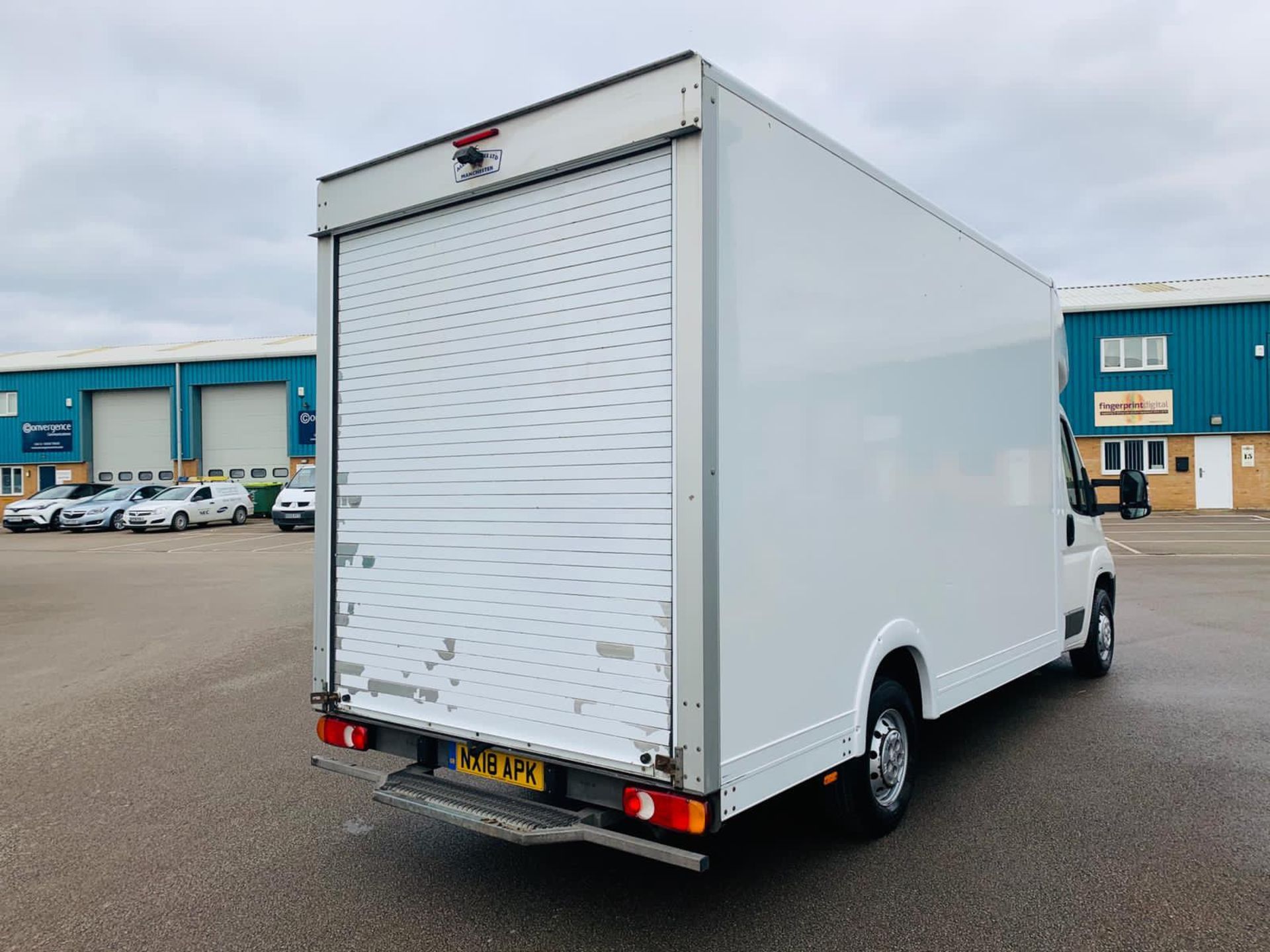 Reserve Met - Peugeot Boxer 2.0 BlueHDI Low Loader Luton L3 -Euro 6b -2018 (18 Reg) *ULEZ COMPLIANT* - Image 12 of 39