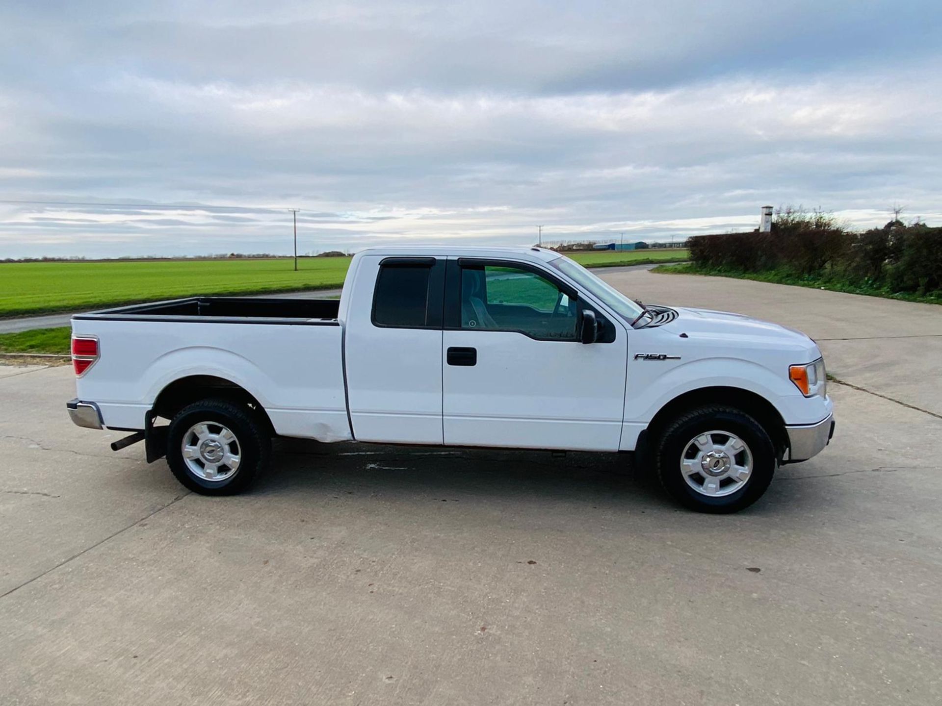 Ford F-150 XLT 3.7L V6 SuperCab - 2012 Year - 6 Seats - Air con - Fresh Import - - Image 7 of 24