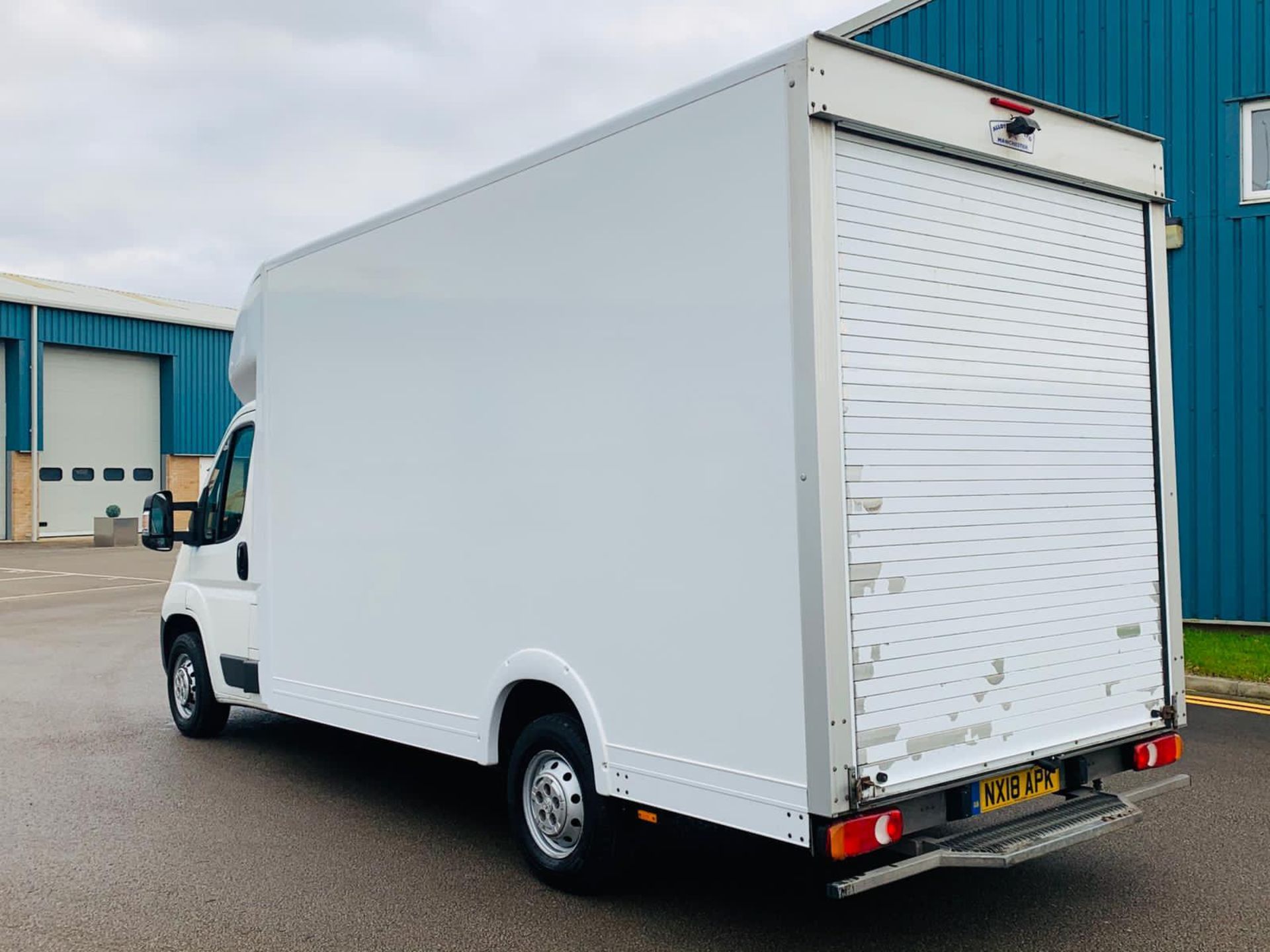 Reserve Met - Peugeot Boxer 2.0 BlueHDI Low Loader Luton L3 -Euro 6b -2018 (18 Reg) *ULEZ COMPLIANT* - Image 8 of 39