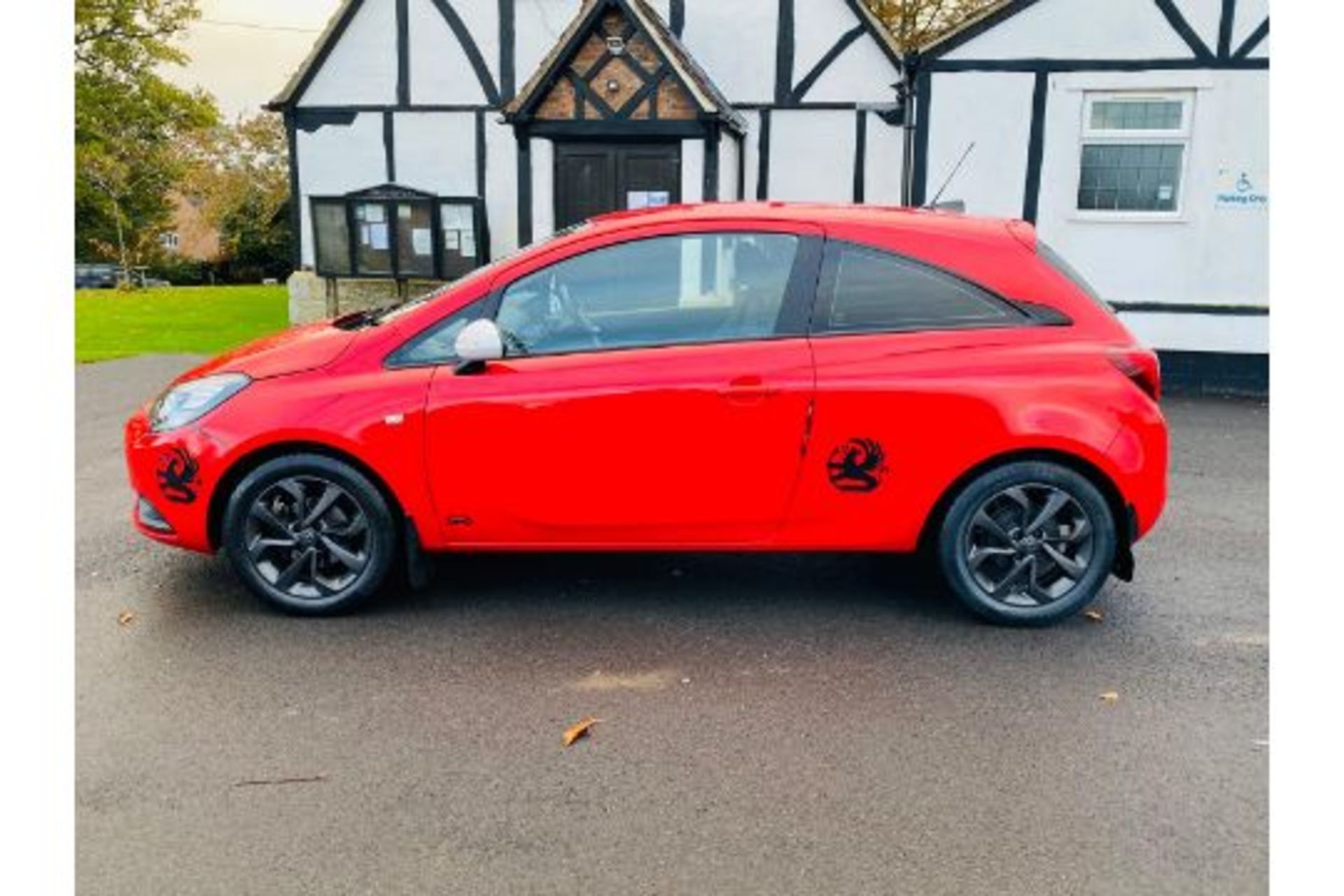 (RESERVE MET) Vauxhall Corsa 1.4L Sting Ecoflex - 2017 Reg - Sport Look - ONLY 11K Miles - Image 12 of 33