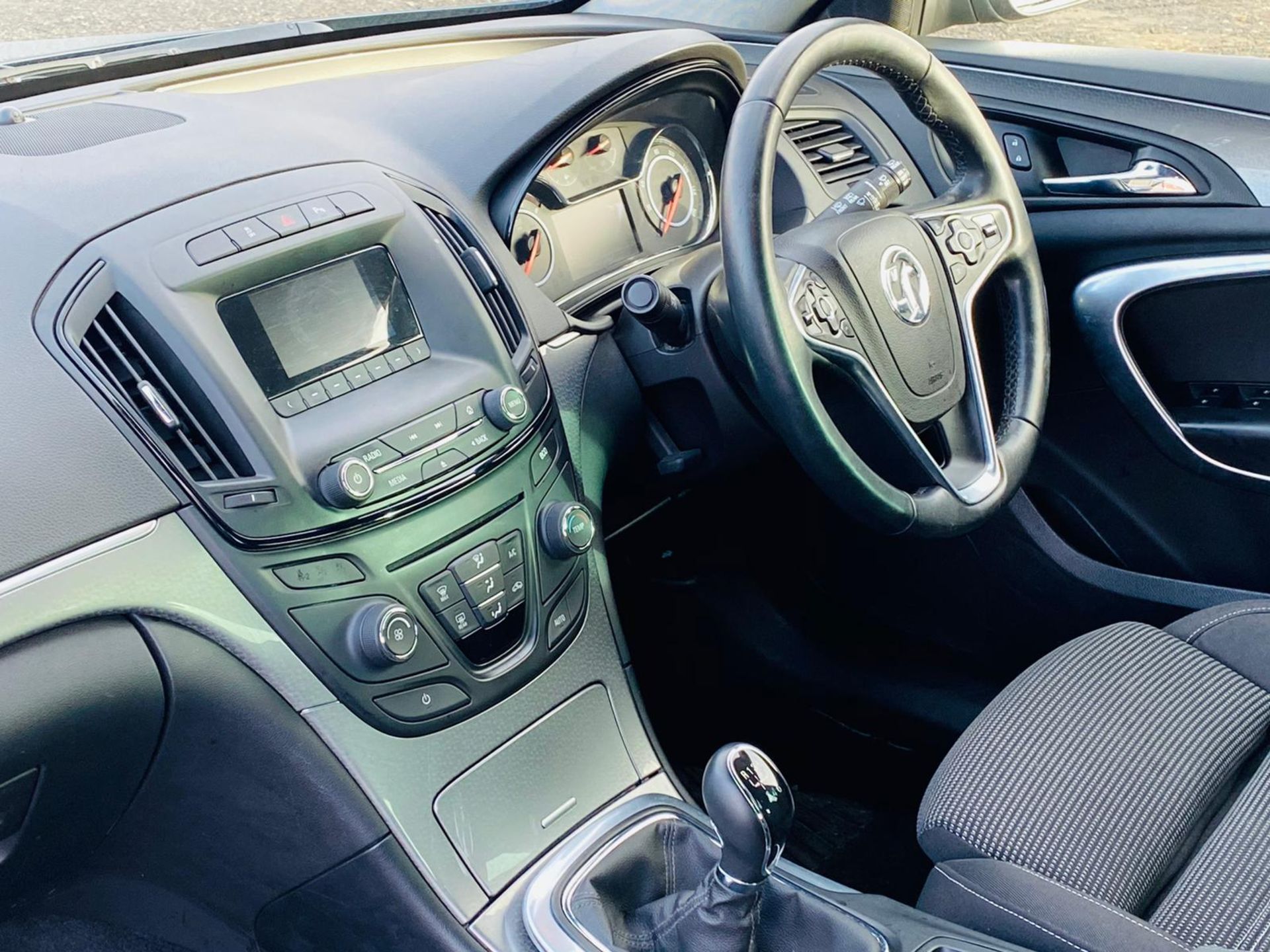 Vauxhall Insignia SRI 1.6 CDTI Ecoflex S/S 2016 16 Reg - ULEZ Compliant - Air Con - - Image 25 of 39