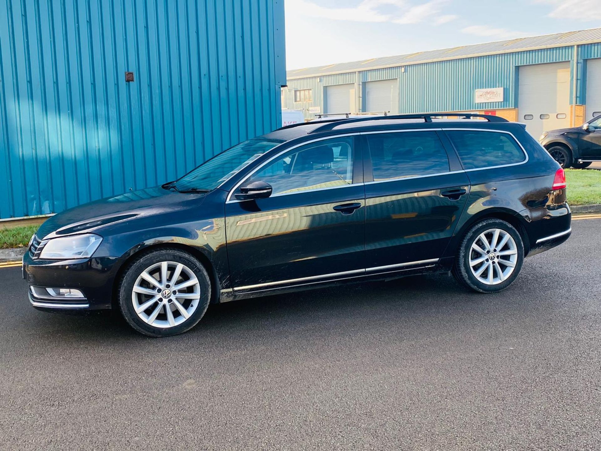 Reserve Met - Volkswagen Passat 1.6 TDI Bluemotion Tech Executive Estate - 2015 Model - Sat Nav - Image 13 of 38