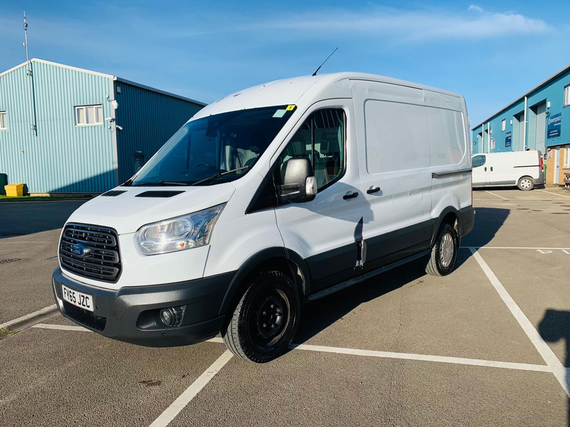 (RESERVE MET) Ford Transit 350 2.2 TDCI 2016 Model - MWB - Medium Roof - AIr Con - Parking Sensors - Image 2 of 24