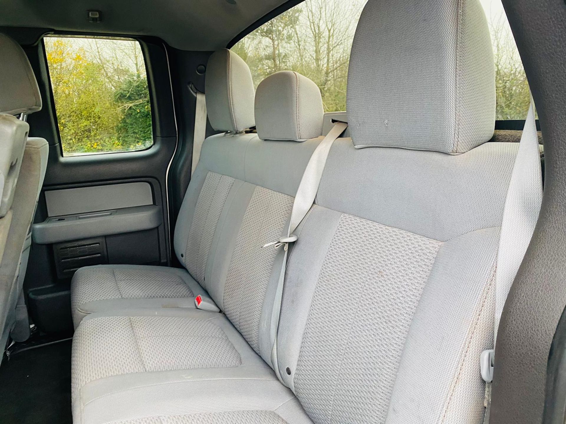 Ford F-150 XLT 3.7L V6 SuperCab - 2012 Year - 6 Seats - Air con - Fresh Import - - Image 17 of 24