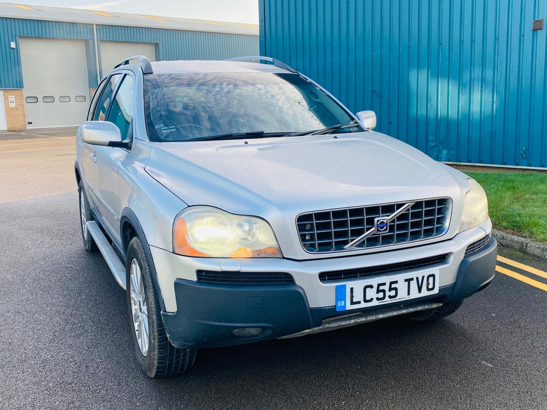 (RESERVE MET) Volvo XC90 2.4 D5 *Executive* 185Bhp Geartronic Automatic - 2006 Model - 7 Seats - - Image 9 of 35