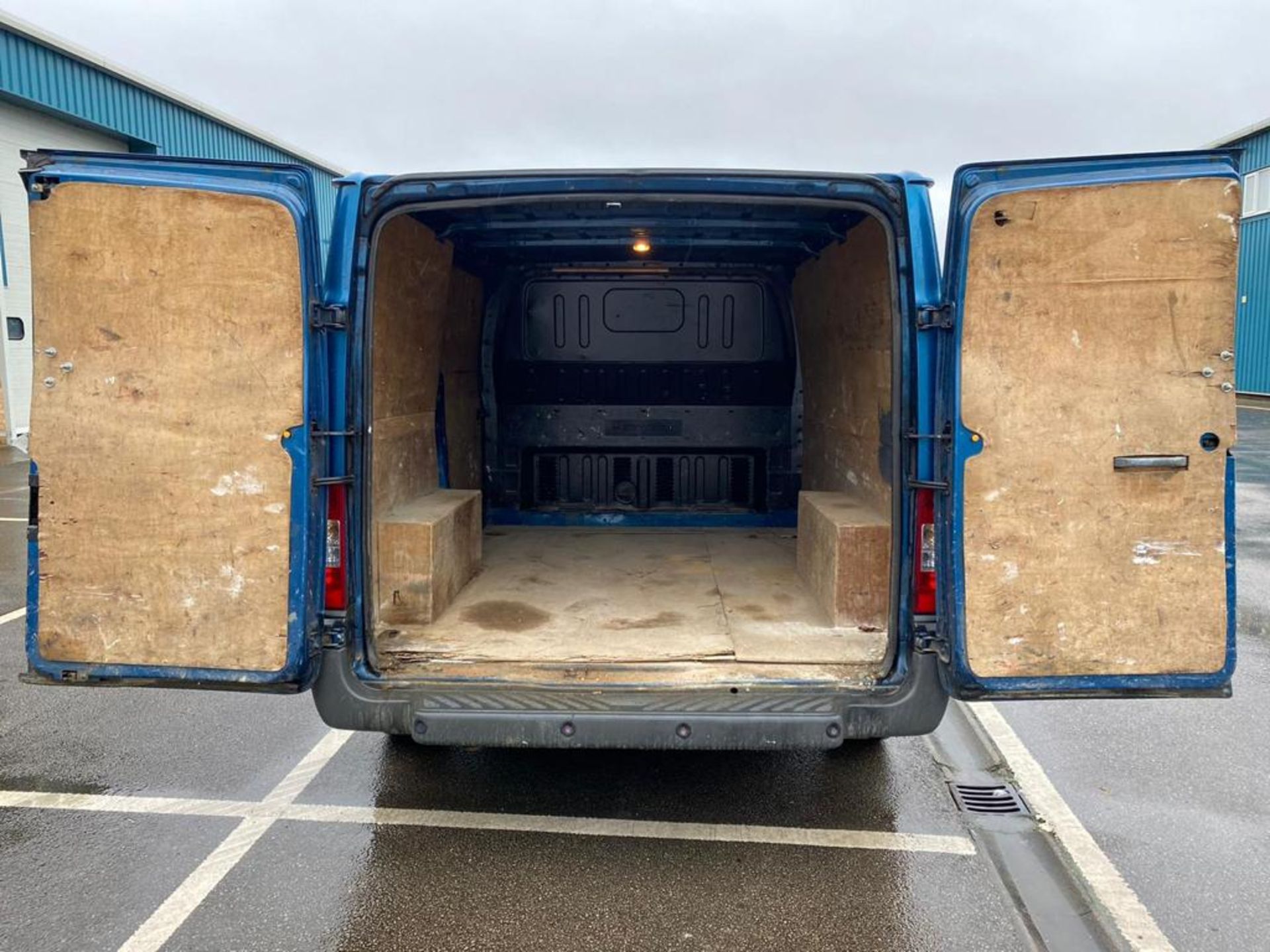 Ford transit 2.2 TDCI 110 Bhp - 2007 Model - Metallic Blue - Low Roof - Image 14 of 30