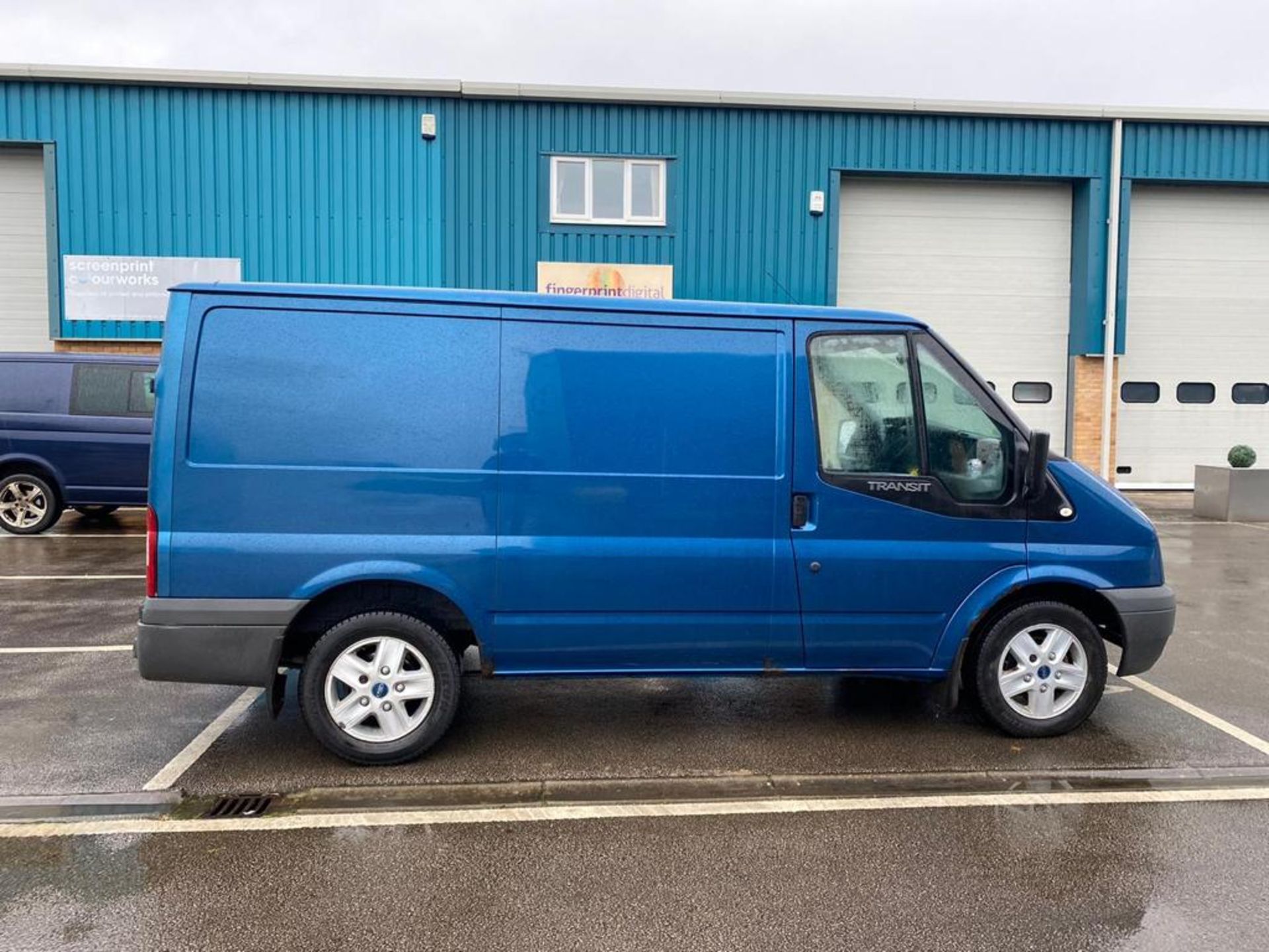 Ford transit 2.2 TDCI 110 Bhp - 2007 Model - Metallic Blue - Low Roof - Image 9 of 30