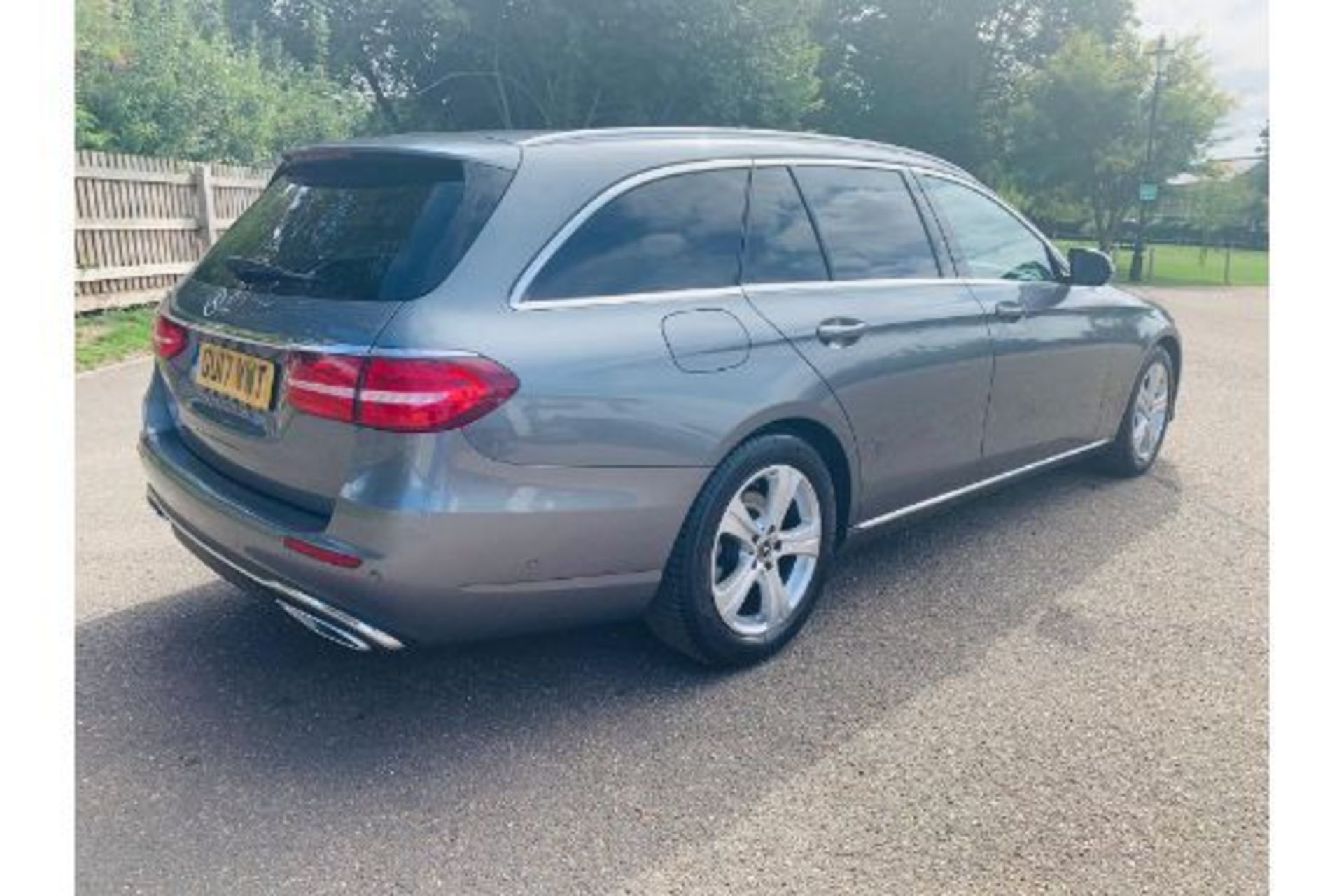 (RESERVE MET) Mercedes E220d Special Equipment Estate 9G Tronic Auto - 2017 17 Reg - 1 Owner - Image 3 of 30