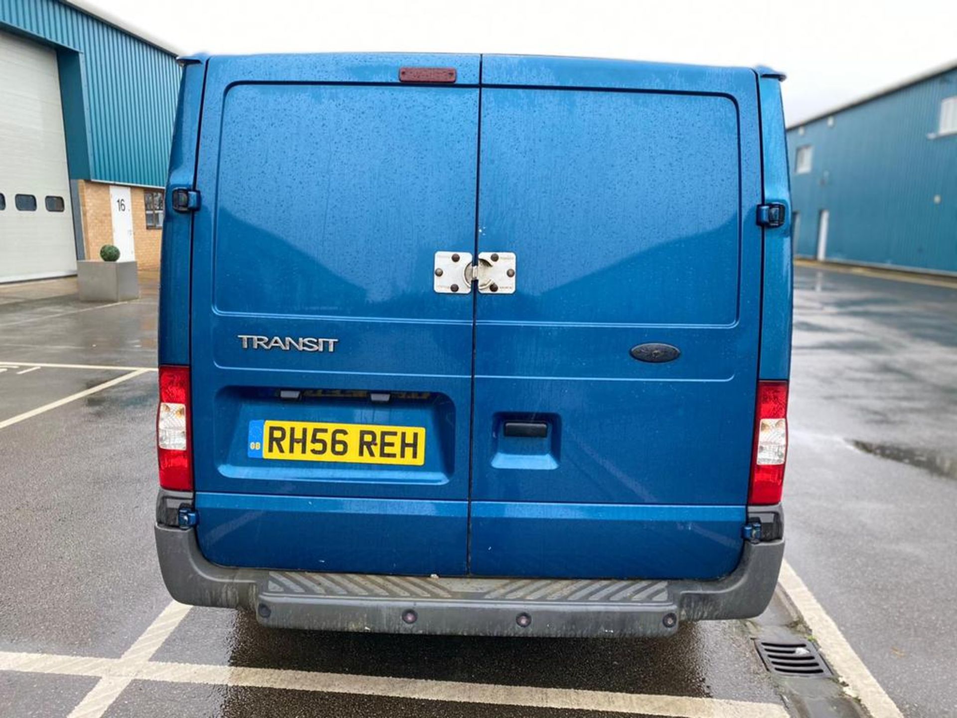 Ford transit 2.2 TDCI 110 Bhp - 2007 Model - Metallic Blue - Low Roof - Image 10 of 30