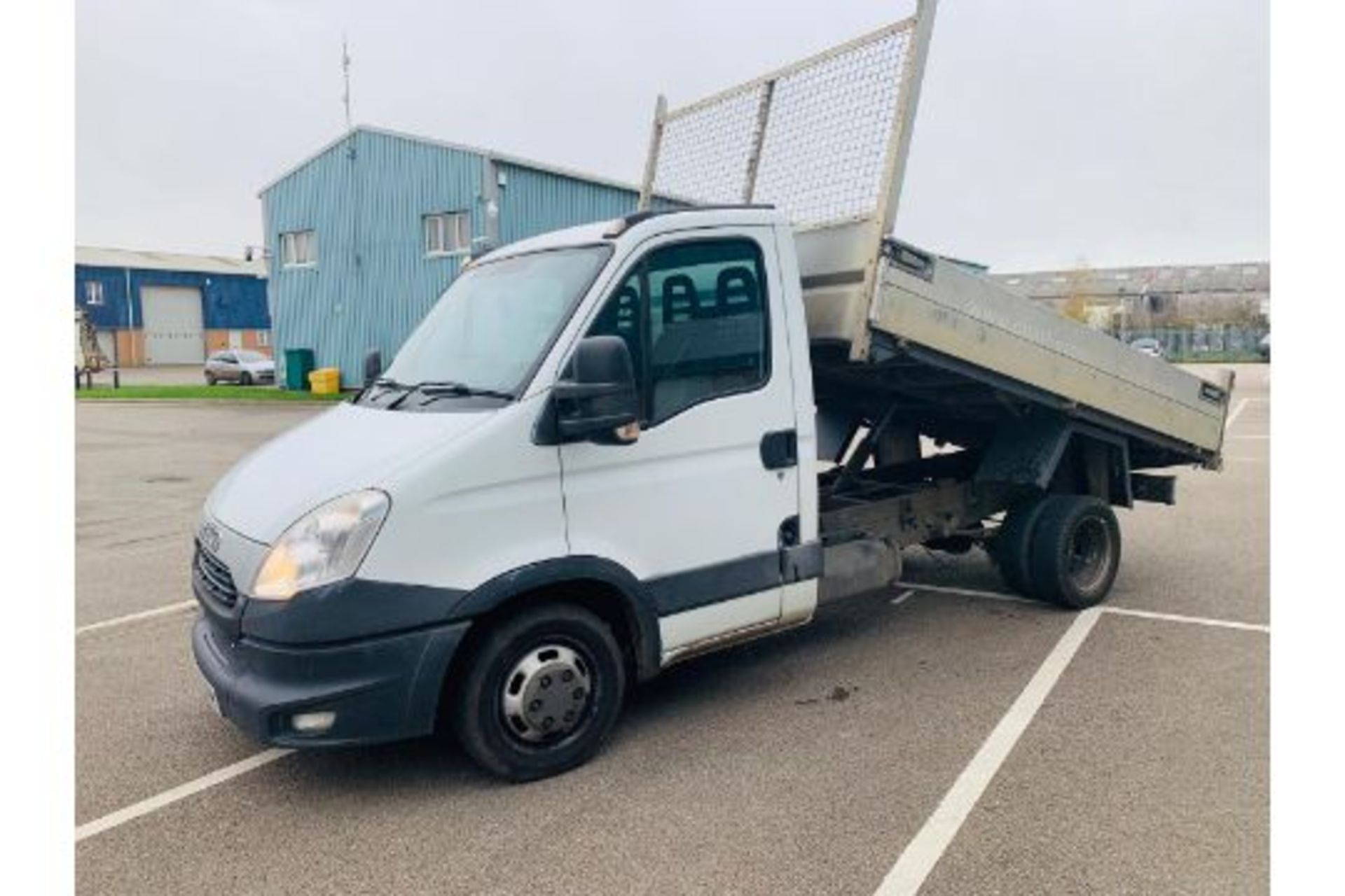 (RESERVE MET) Iveco Daily 2.3 TD 35C13 Tipper - 2013 Model -