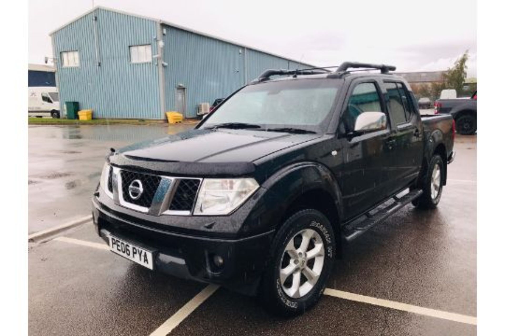 (RESERVE MET) Nissan Navara 2.5L Dci Auto Aventura 4x4 2006- 06 Reg- DC - Air Con -Sat Nav- NO VAT