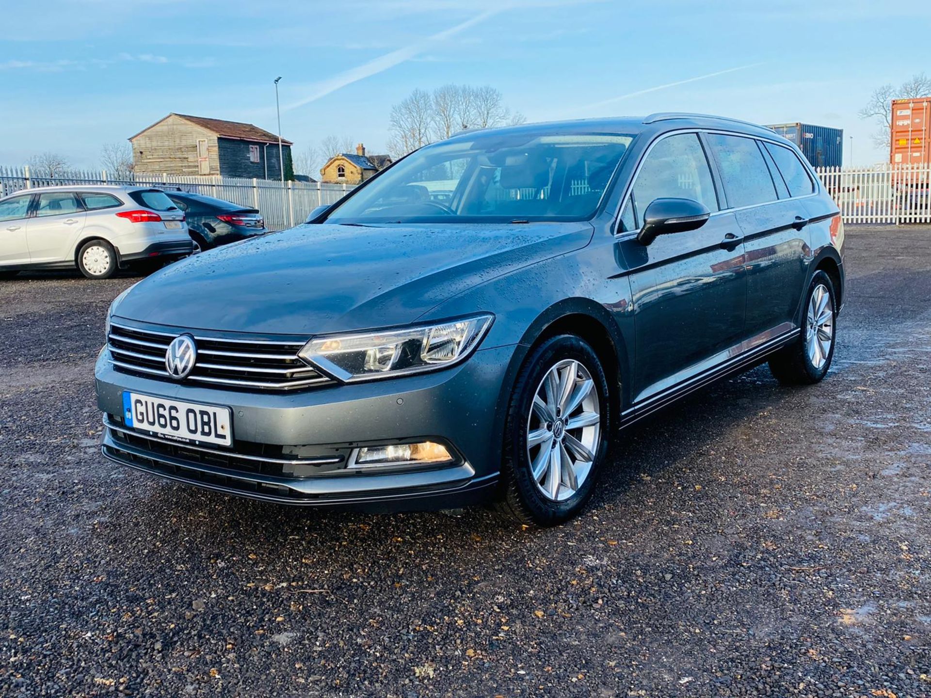 (RESERVE MET) Volkswagen Passat Estate 2.0 TDI SE BlueMotion Business 2017 Model - Sat Nav - - Image 8 of 42